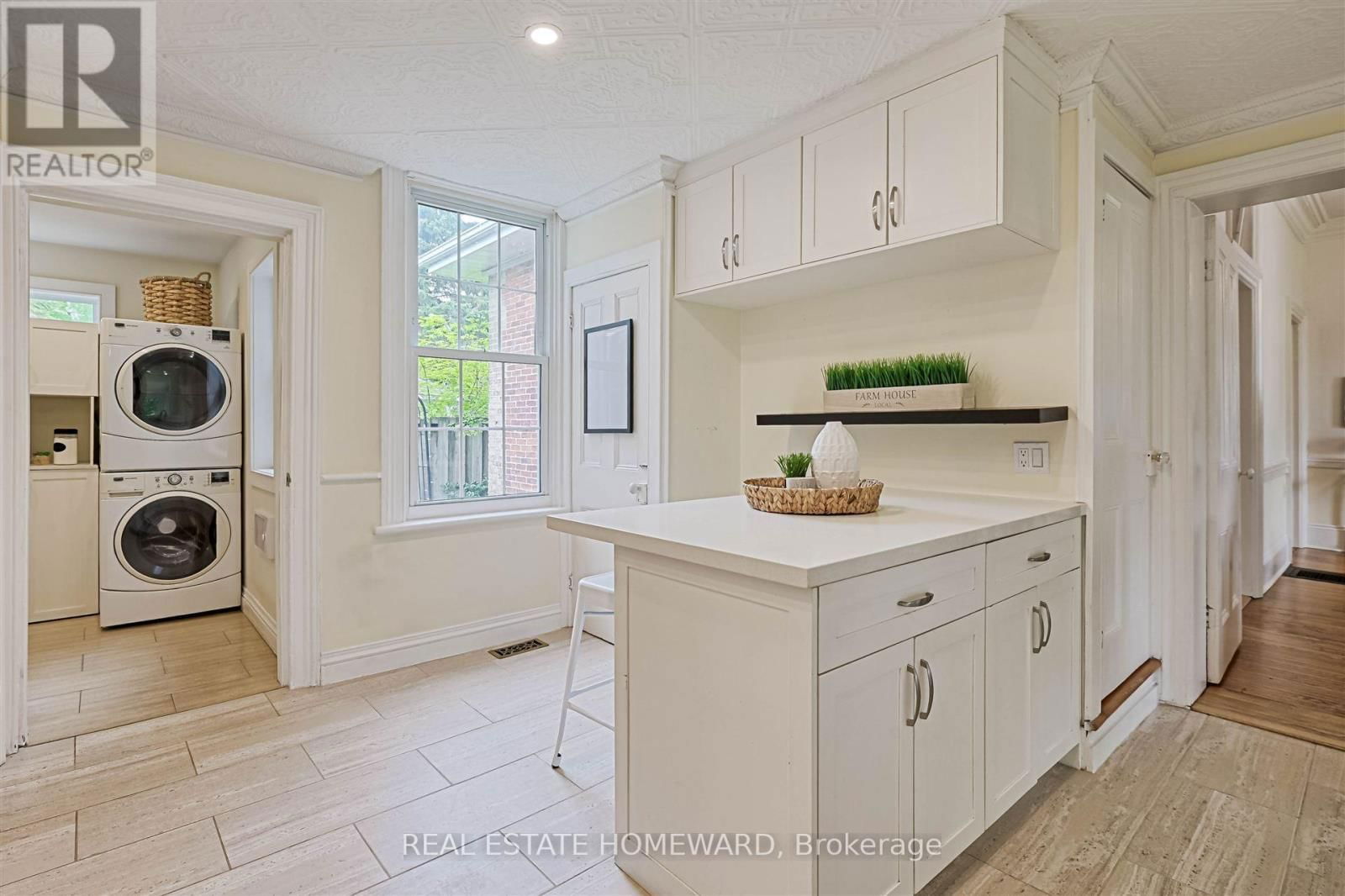 429 GEORGE STREET Image 15