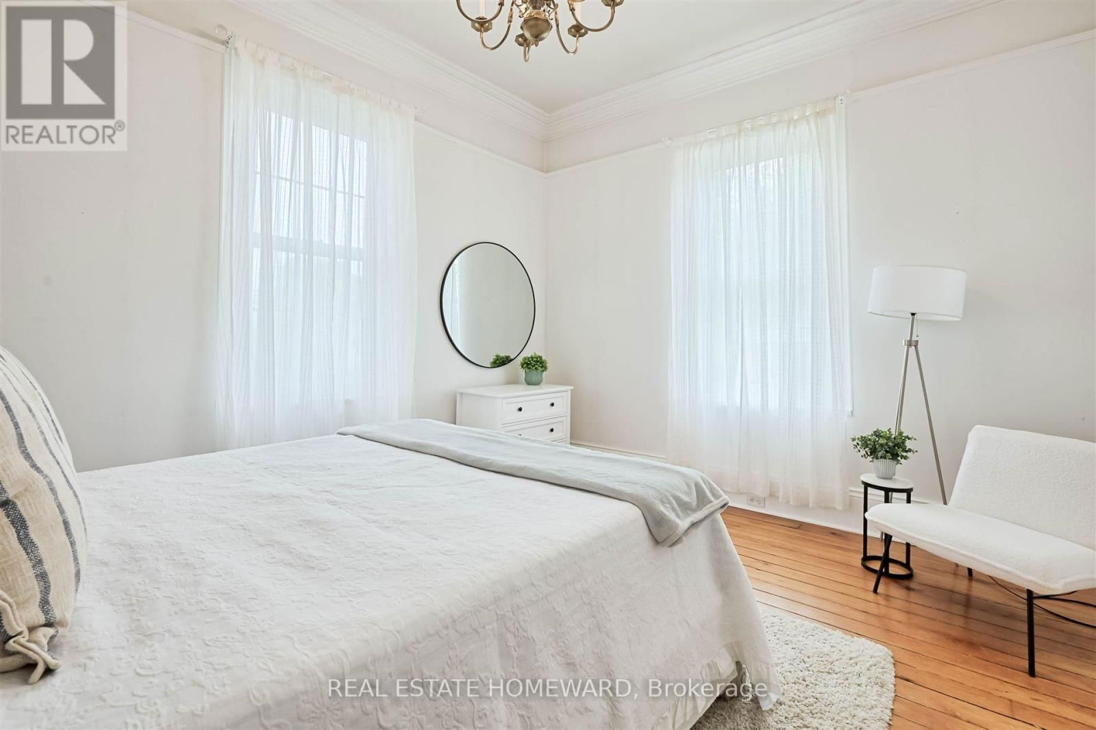 429 GEORGE STREET Image 24
