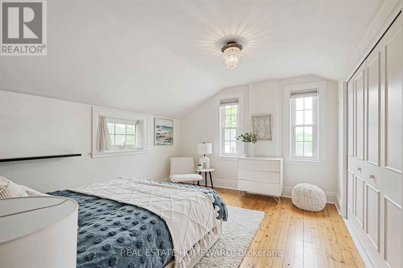 429 GEORGE STREET Image 28