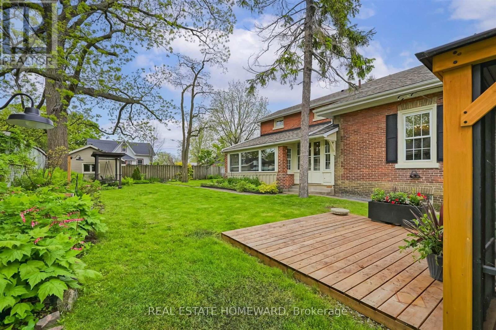 429 GEORGE STREET Image 33