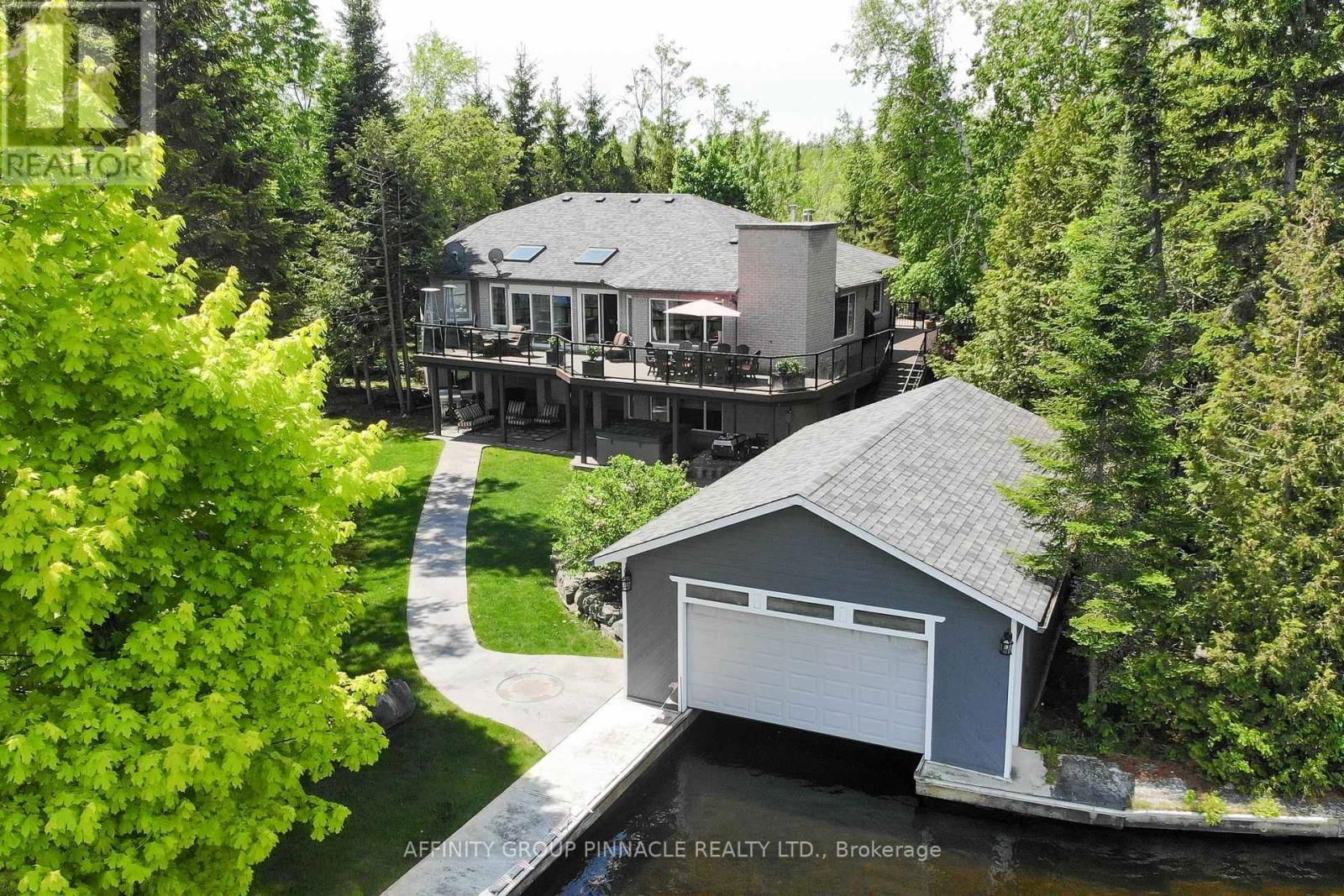 90 MCGREGOR DRIVE Image 1