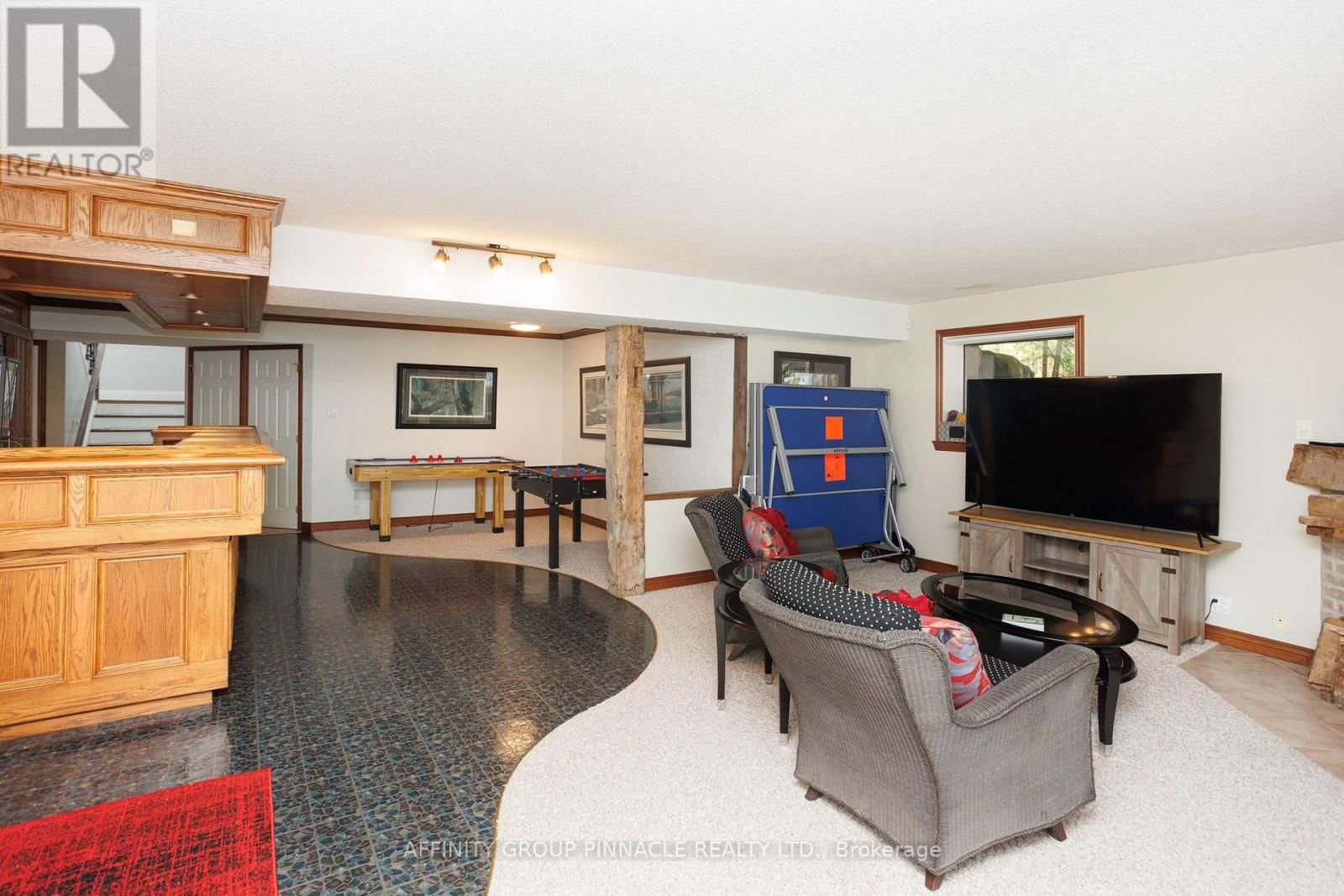 90 MCGREGOR DRIVE Image 32