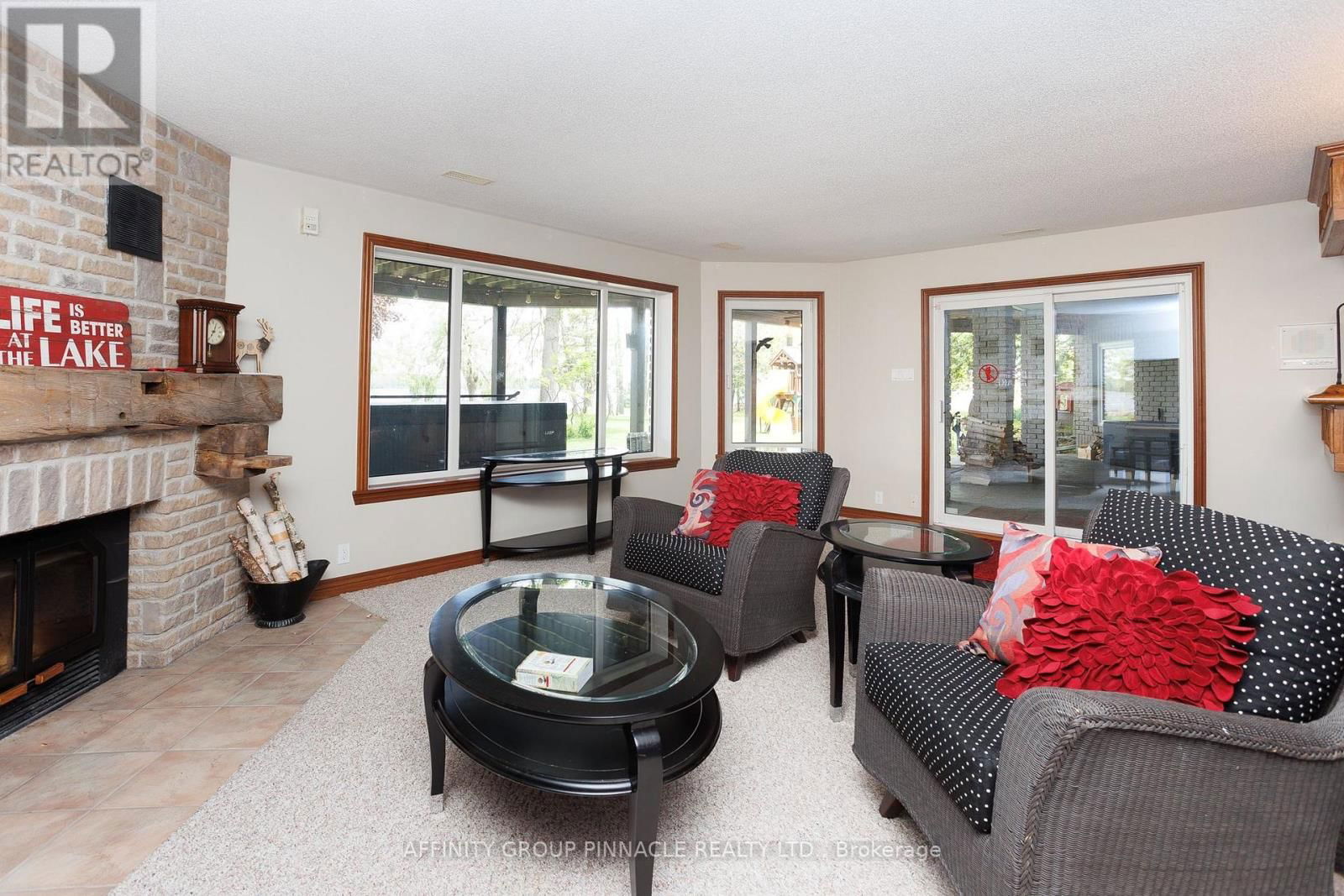 90 MCGREGOR DRIVE Image 33