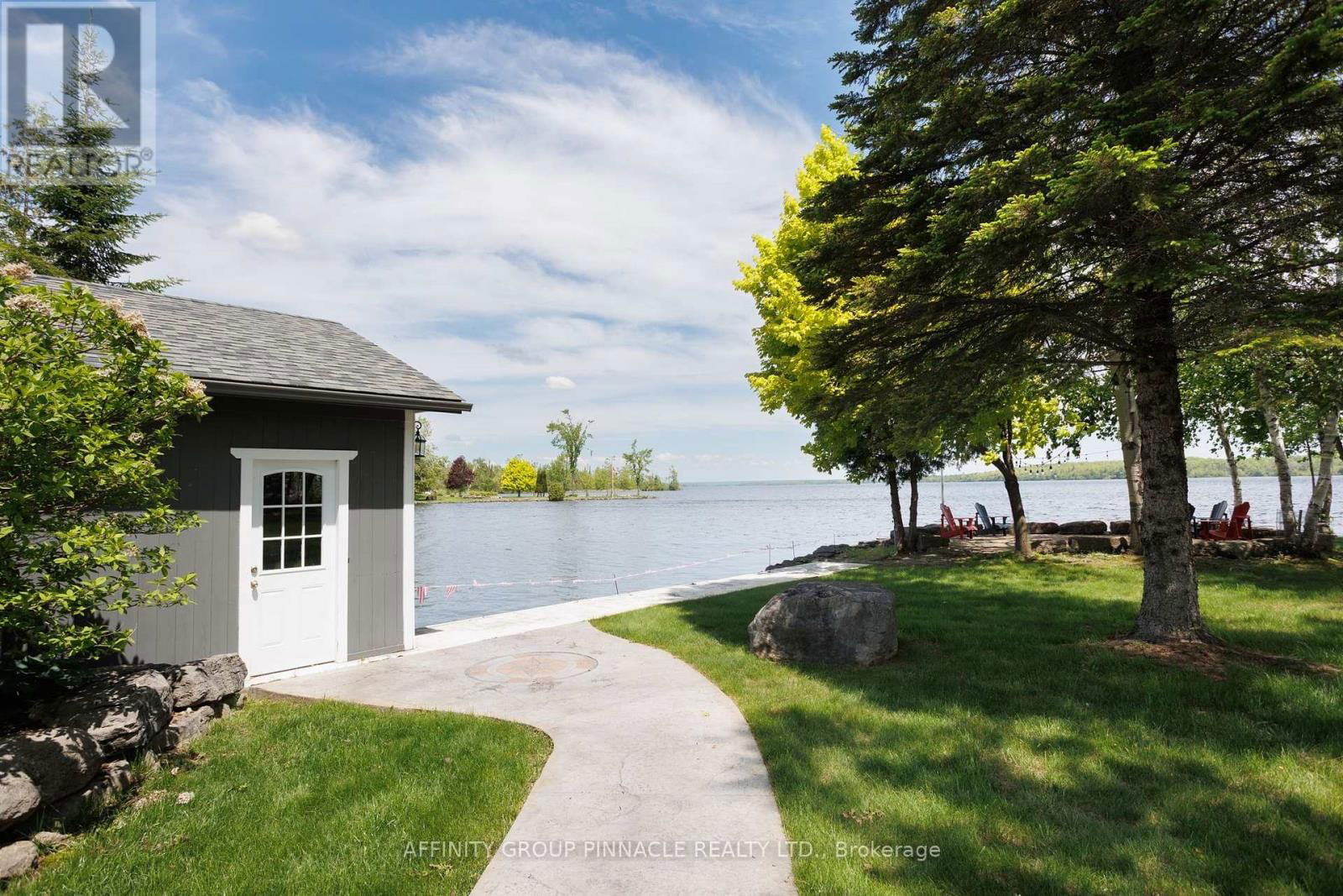 90 MCGREGOR DRIVE Image 42