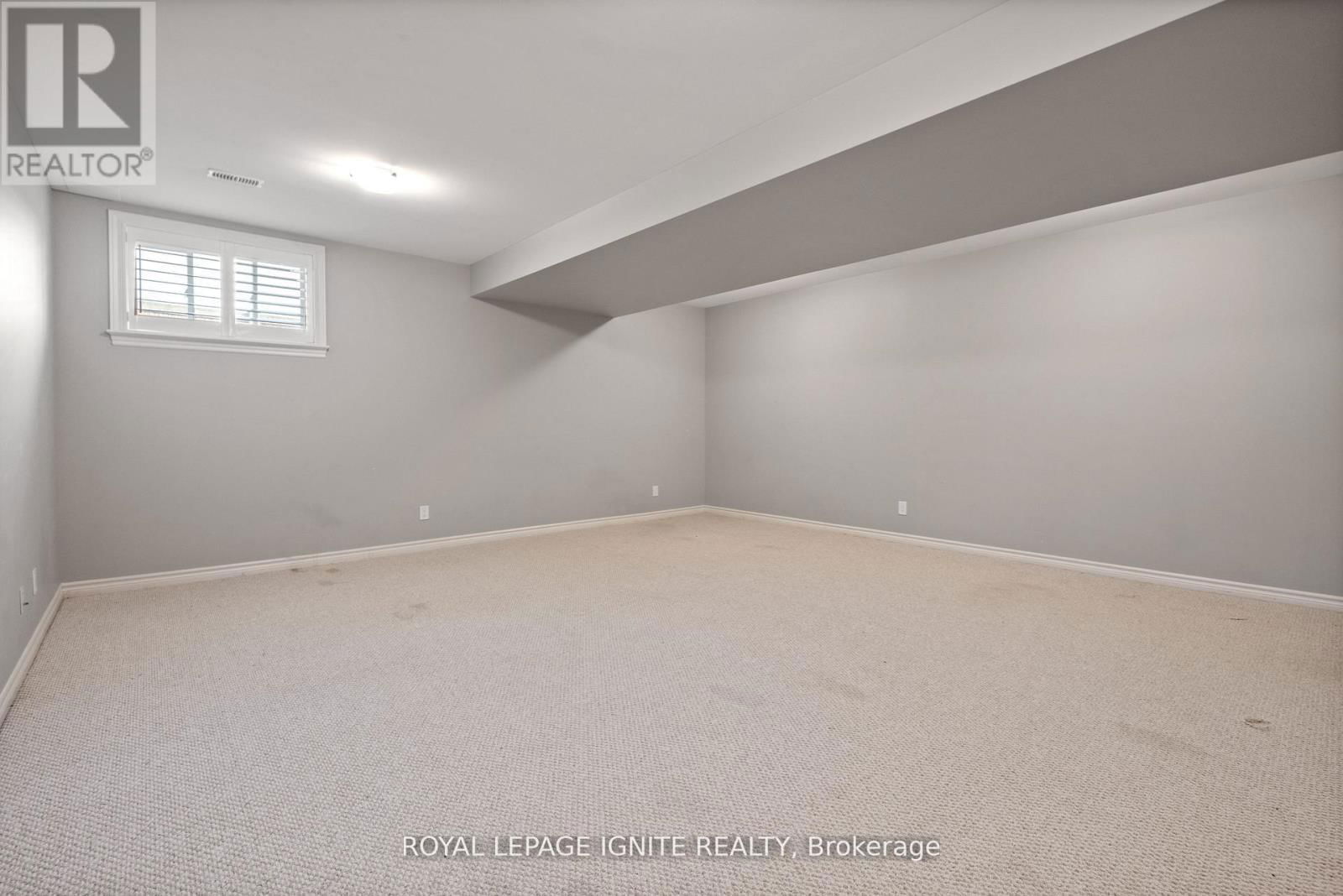 866 RIVERVIEW WAY Image 37
