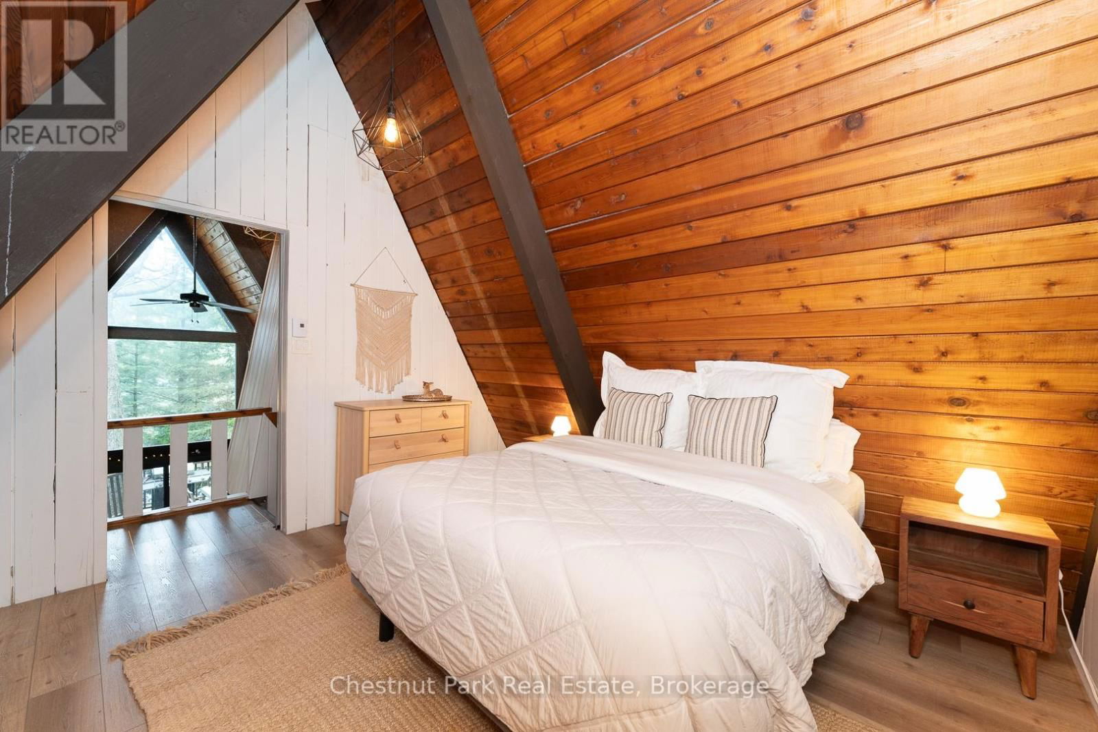 1499 KENNAWAY ROAD Image 20