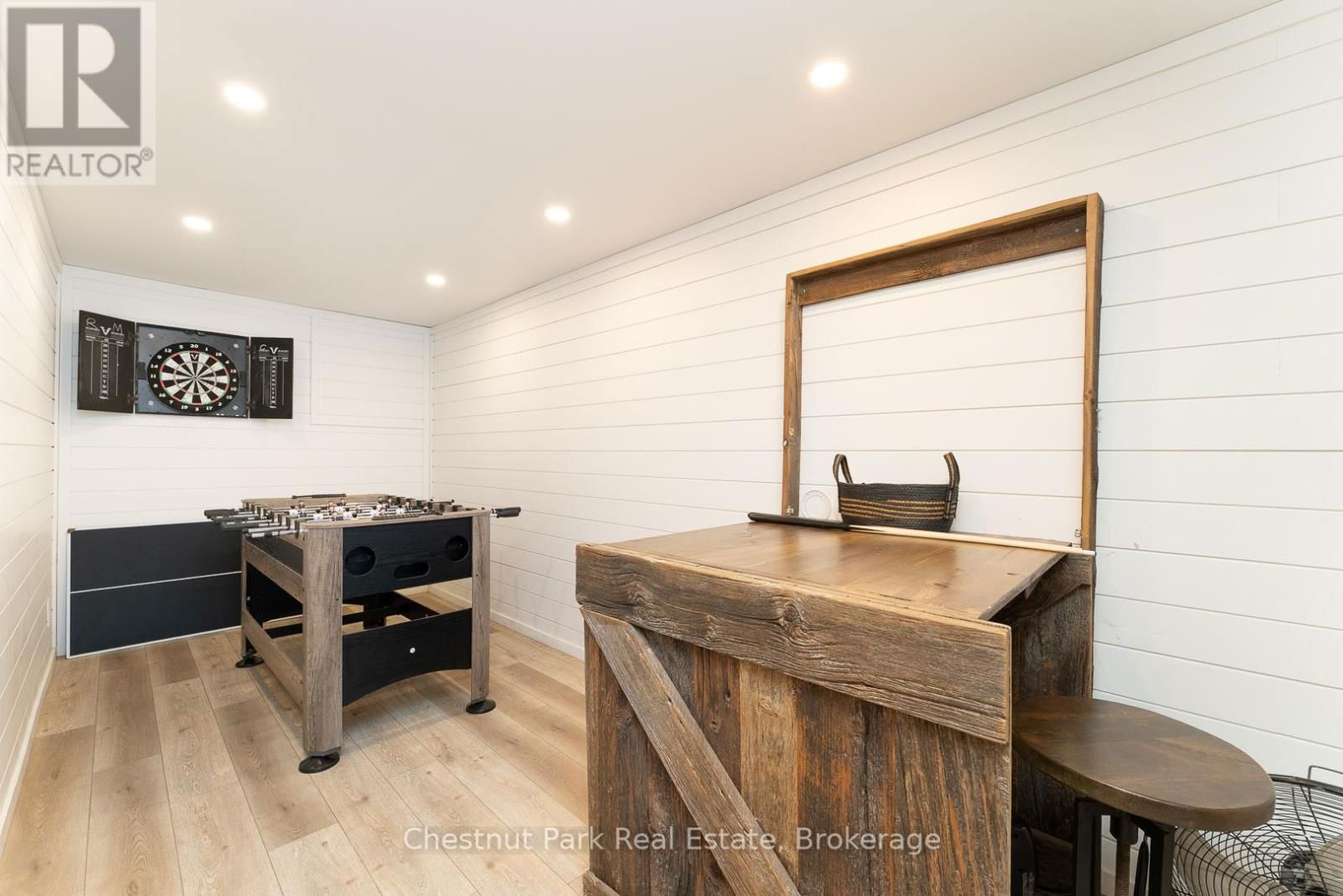 1499 KENNAWAY ROAD Image 22