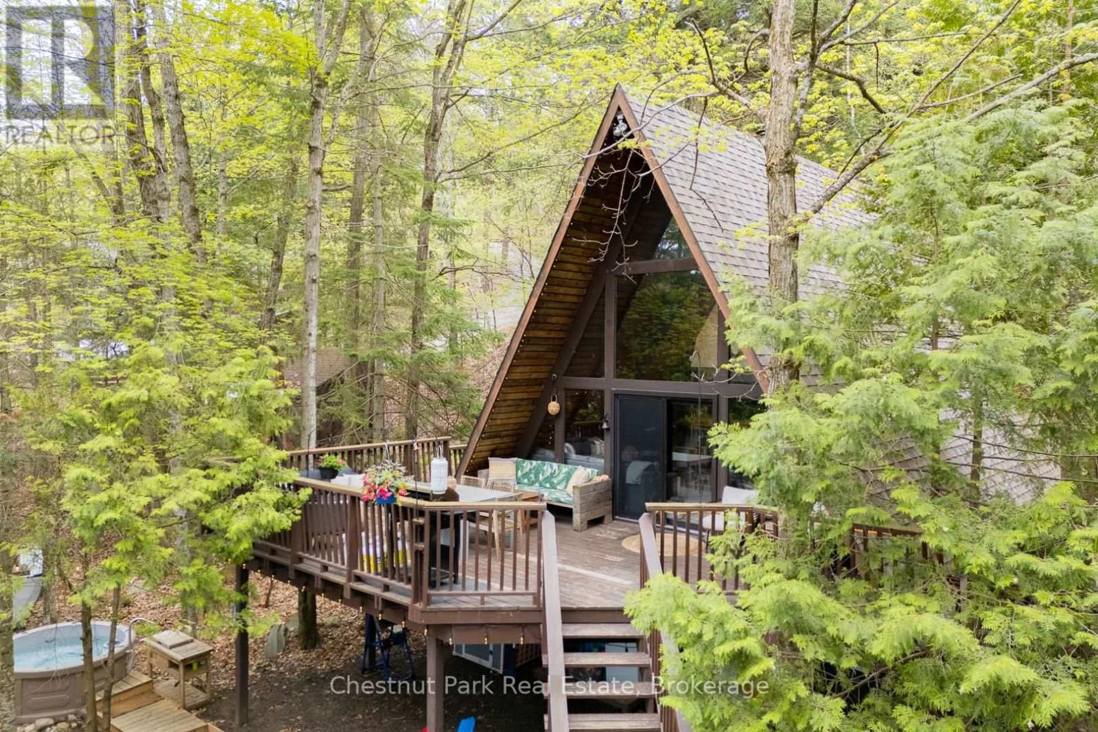 1499 KENNAWAY ROAD Image 23