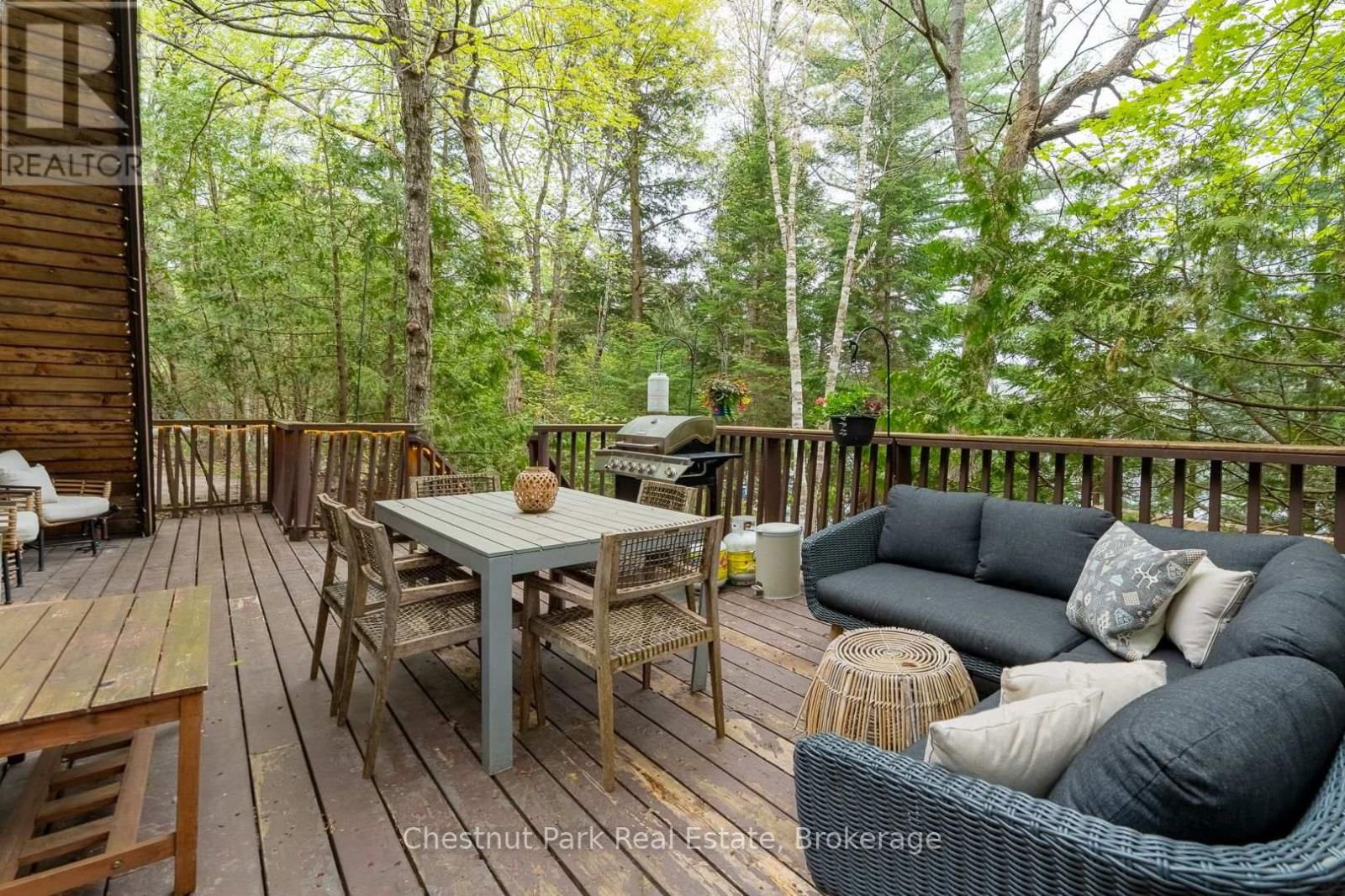 1499 KENNAWAY ROAD Image 24