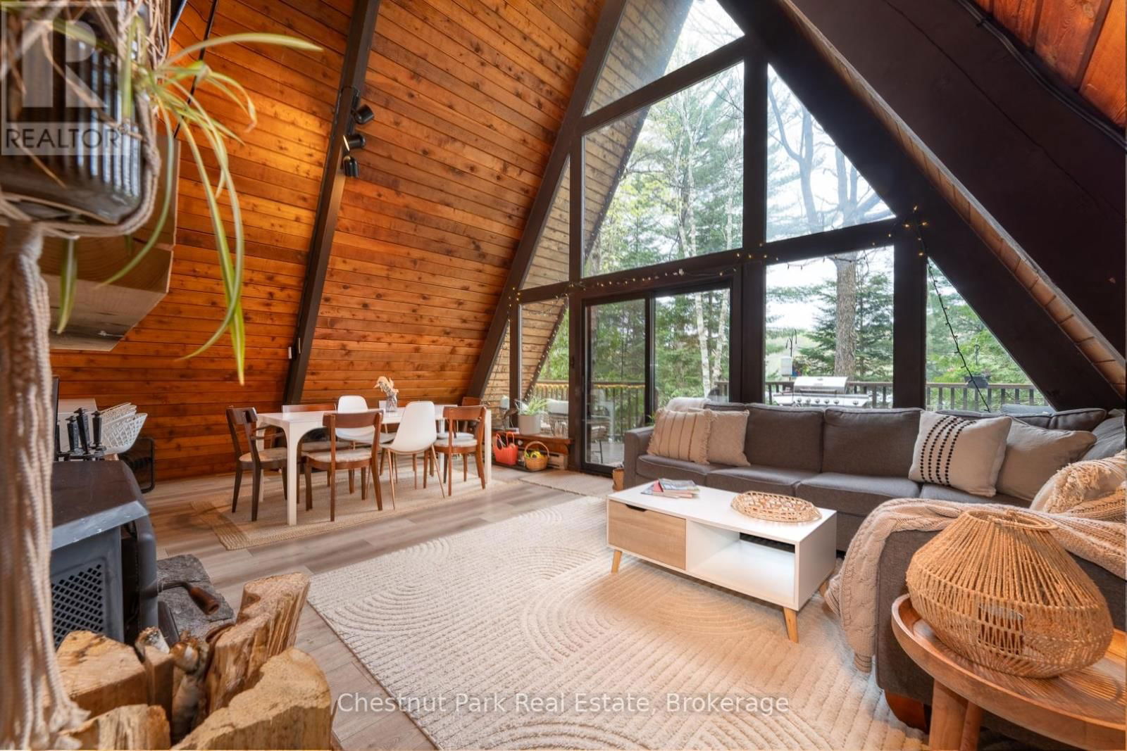1499 KENNAWAY ROAD Image 5
