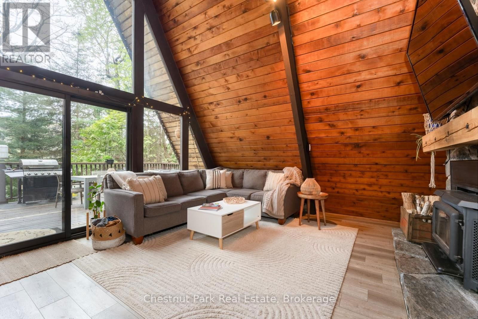 1499 KENNAWAY ROAD Image 7