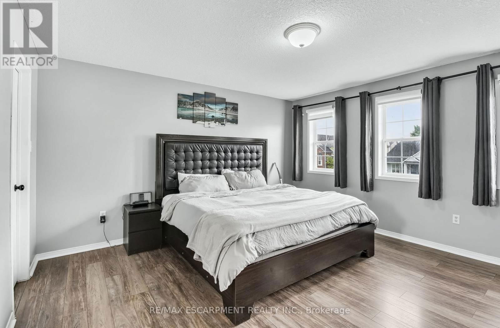 5 MAVIN STREET Image 36