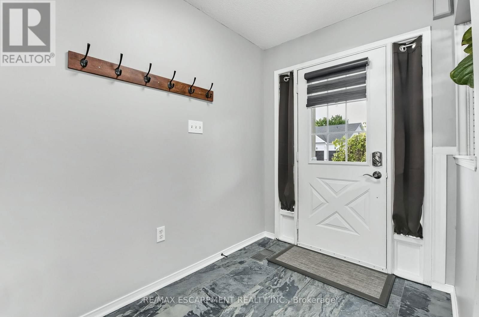 5 MAVIN STREET Image 9