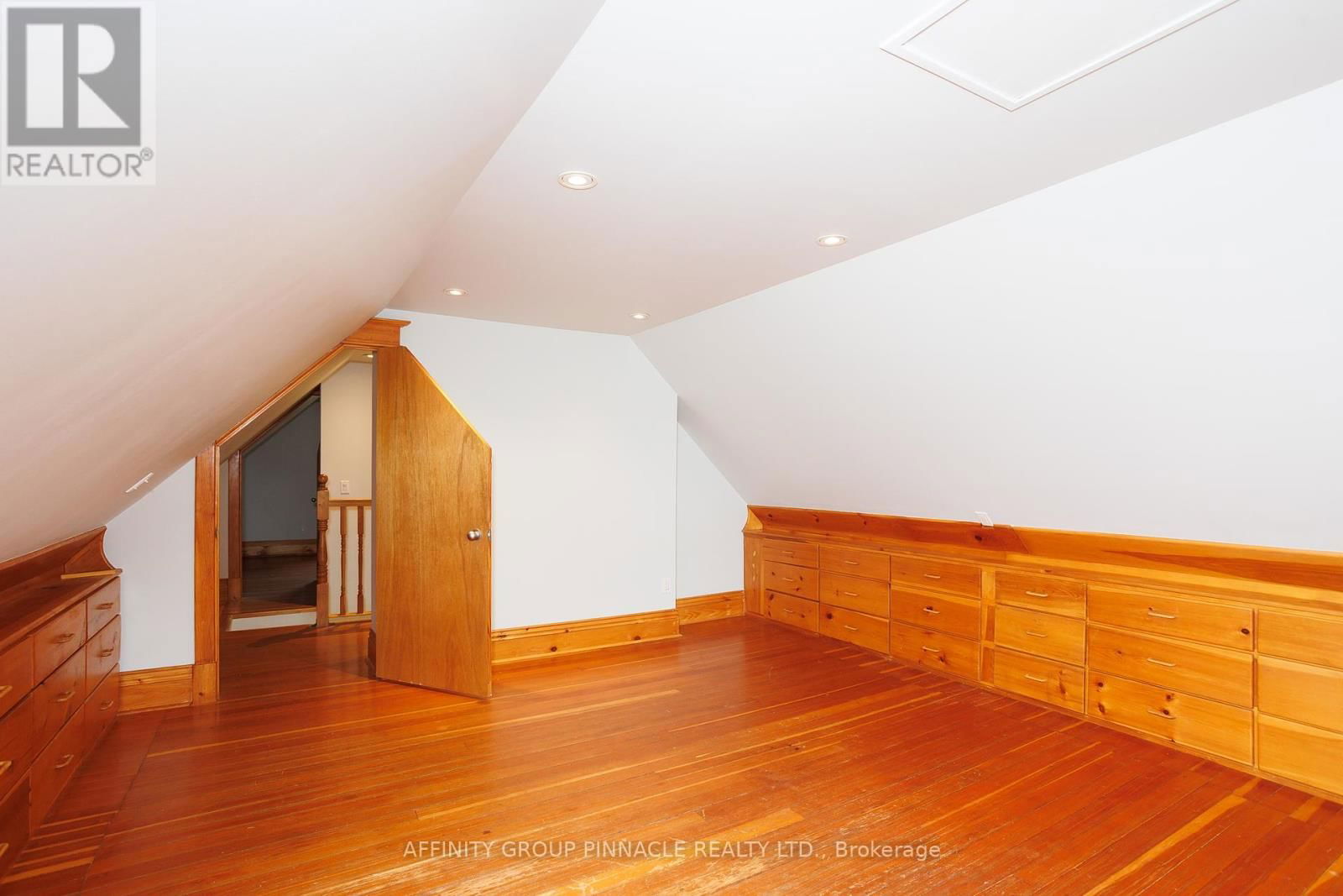 25 FRANCIS STREET Image 31