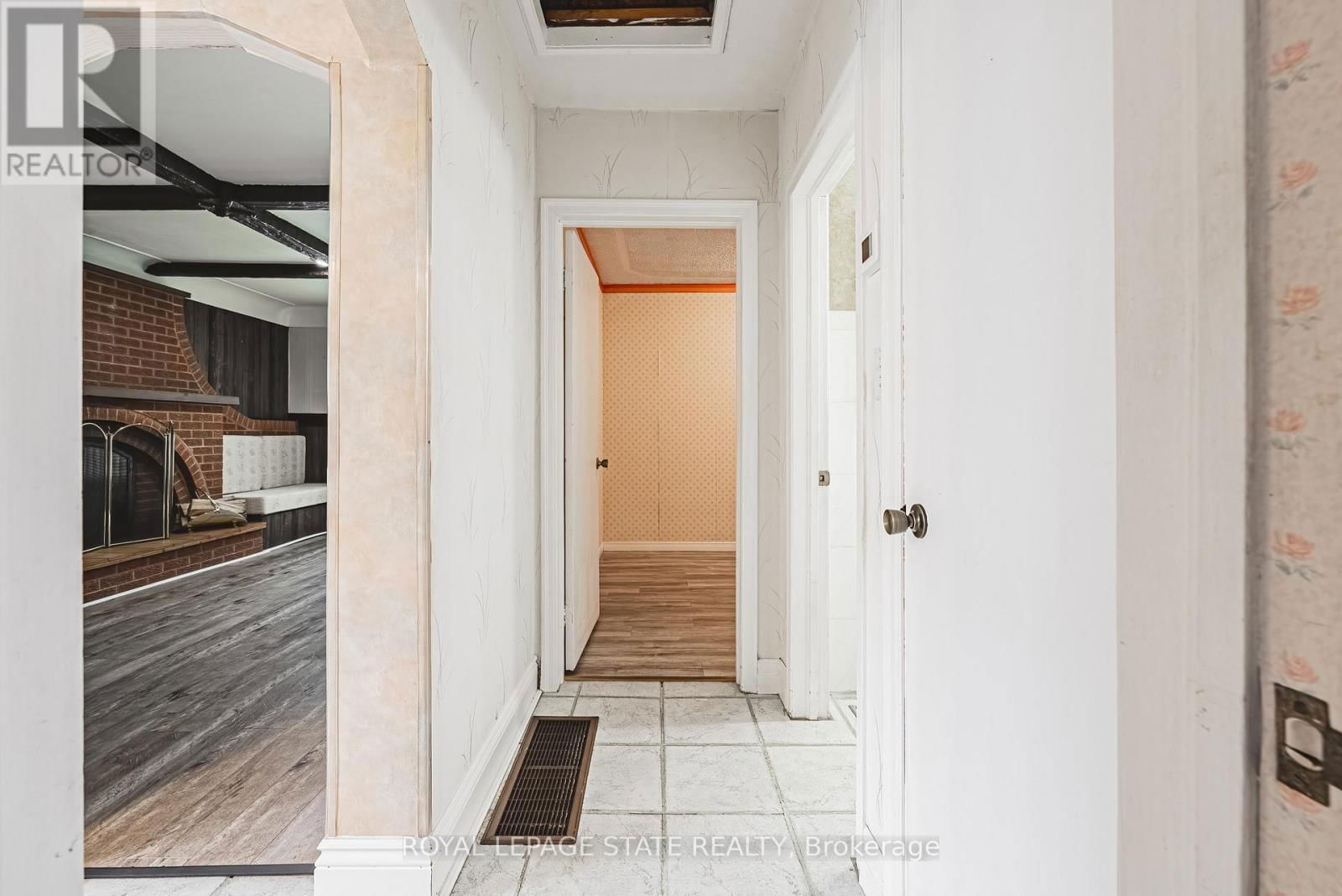108 EAST 44TH STREET Image 14