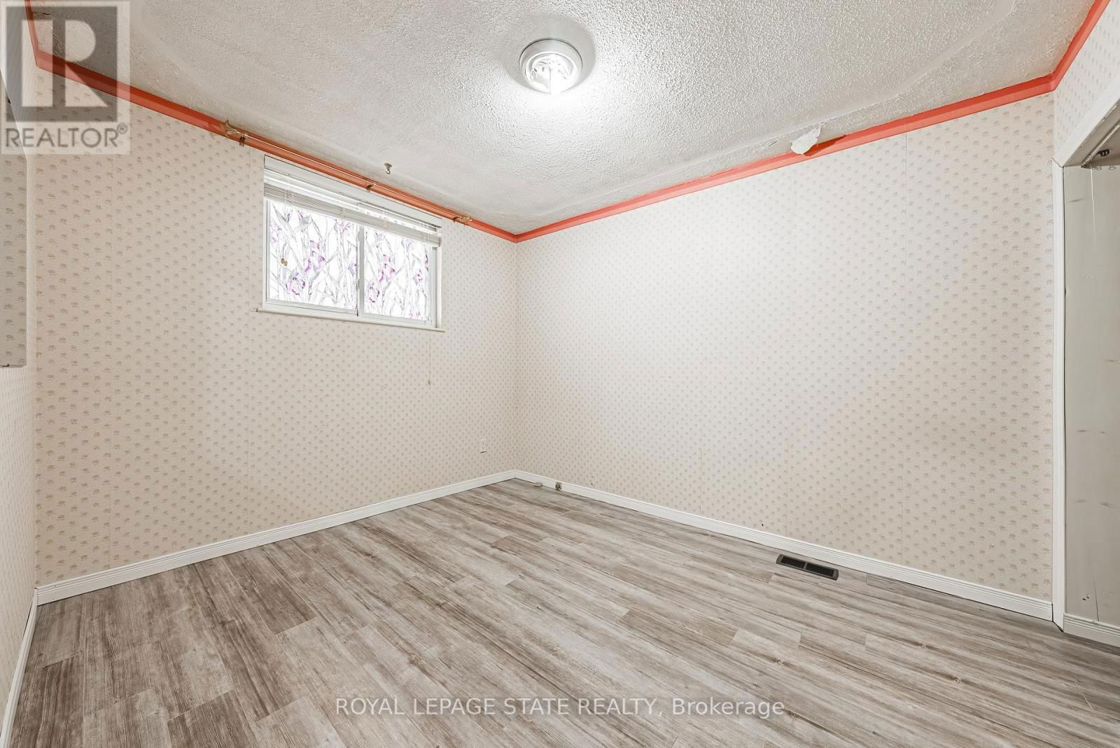 108 EAST 44TH STREET Image 16