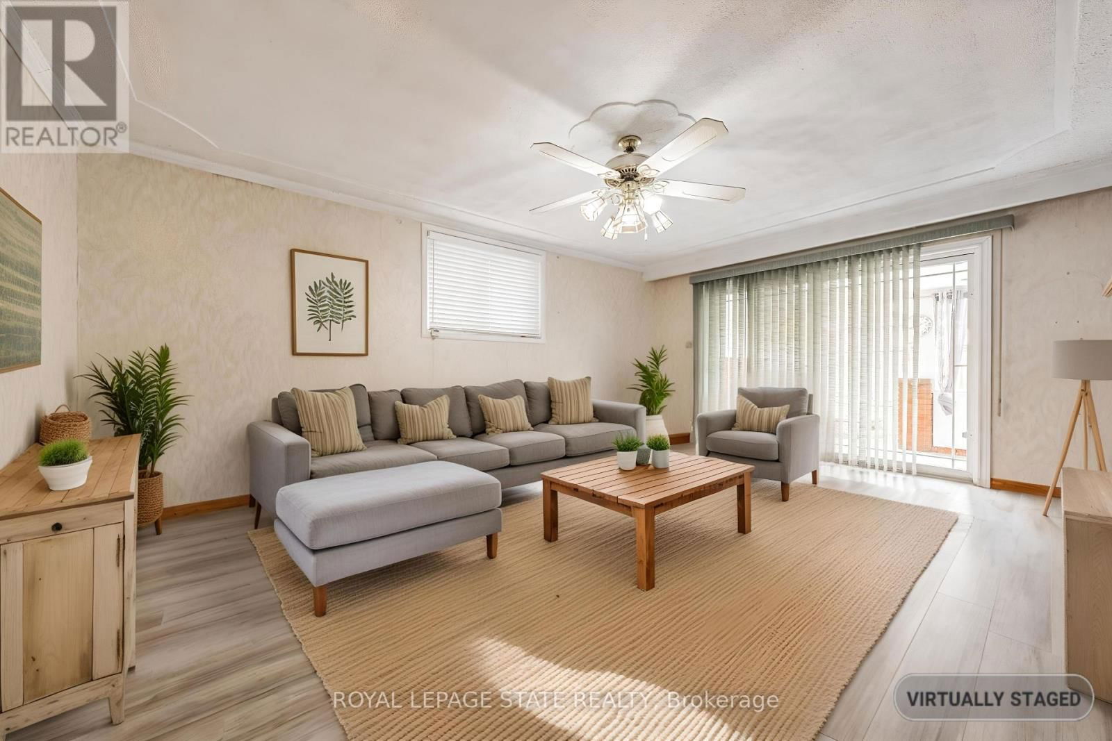 108 EAST 44TH STREET Image 24