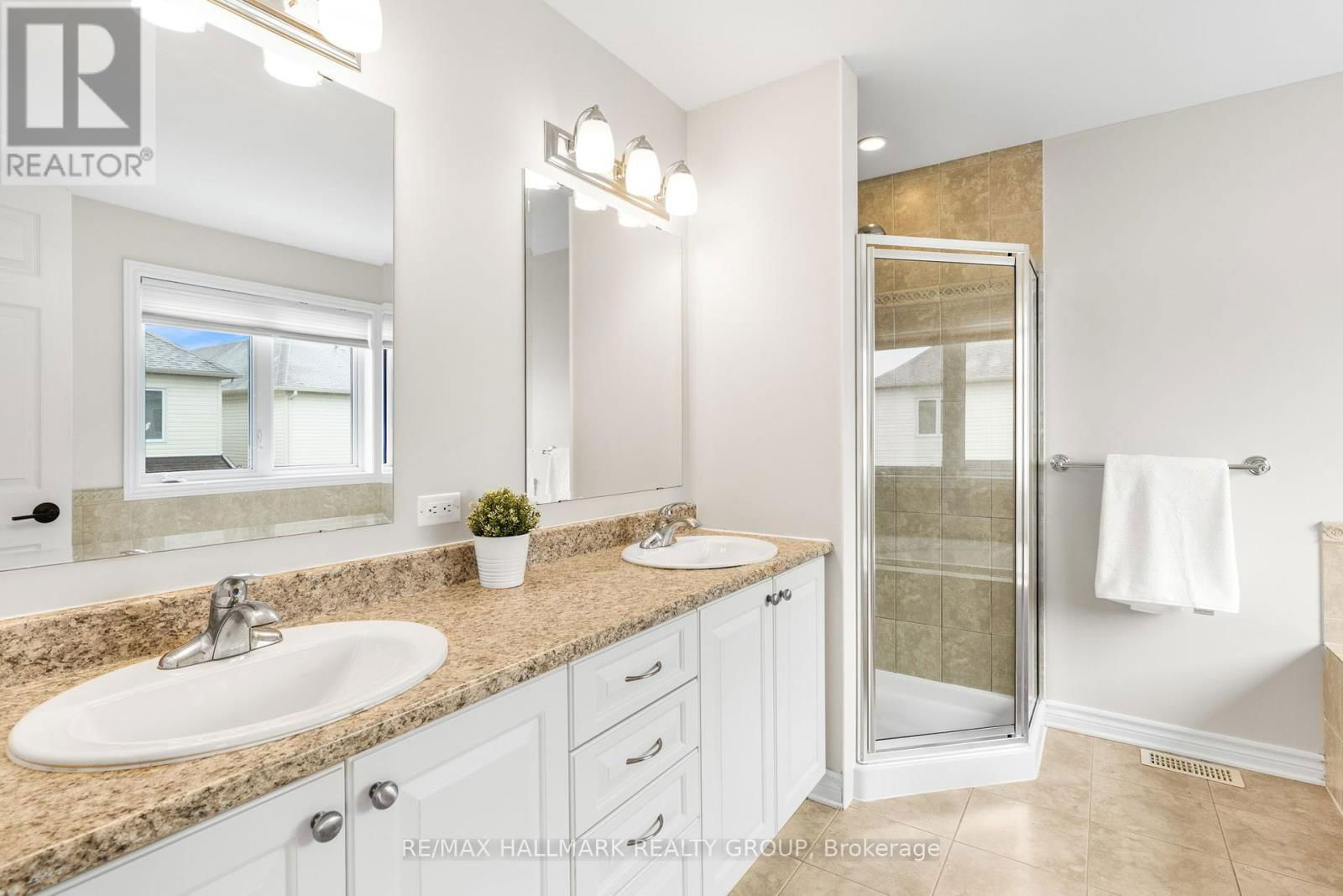 1018 WINTERSPRING RIDGE Image 19