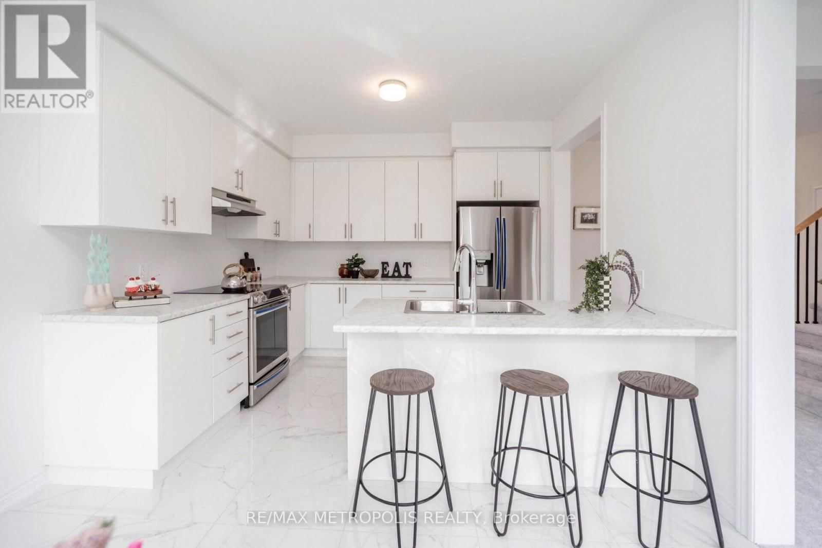 71 SPICER STREET Image 4