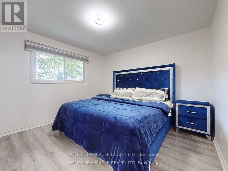374 BOOK ROAD Image 19