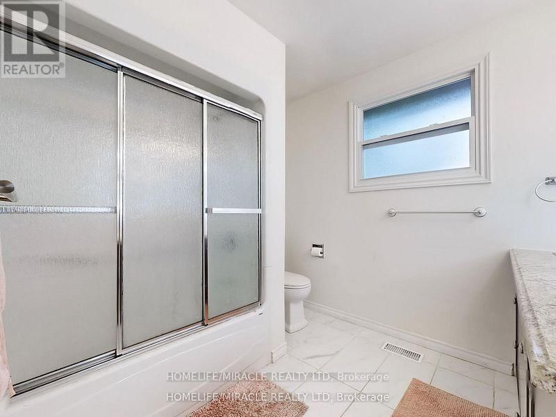 374 BOOK ROAD Image 21