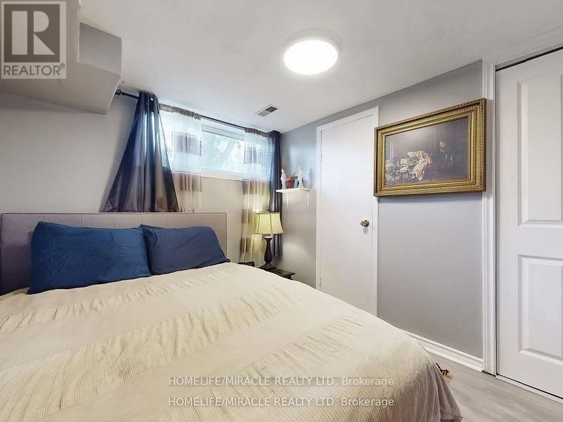 374 BOOK ROAD Image 33