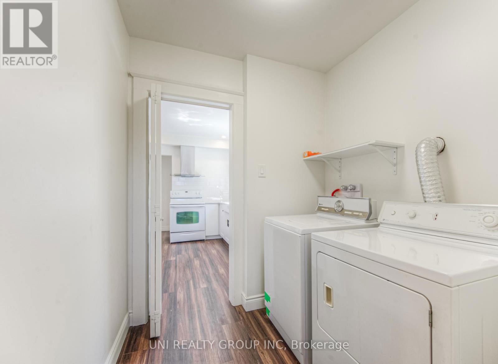 251 MARGARET AVENUE Image 16