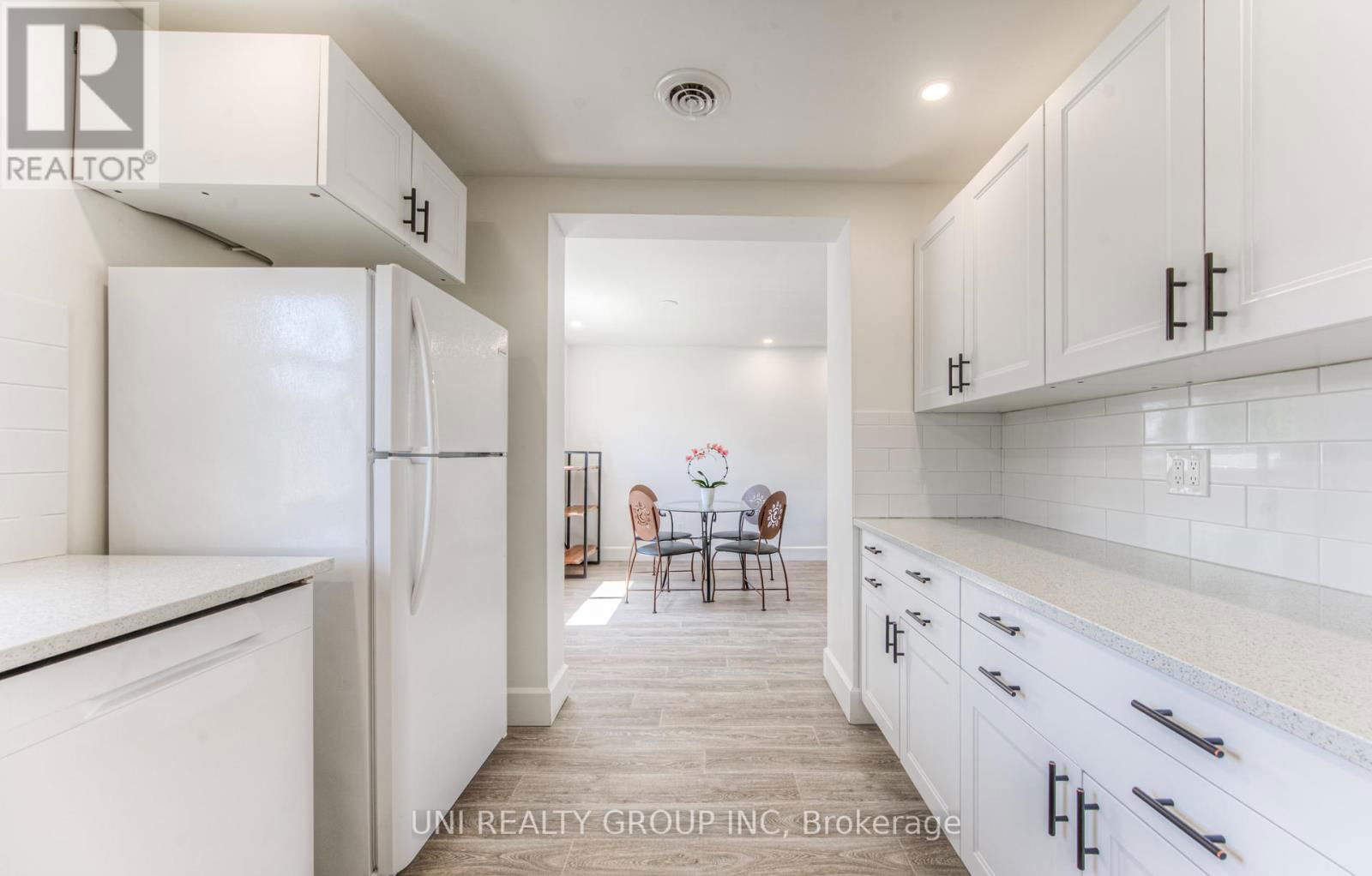 251 MARGARET AVENUE Image 30