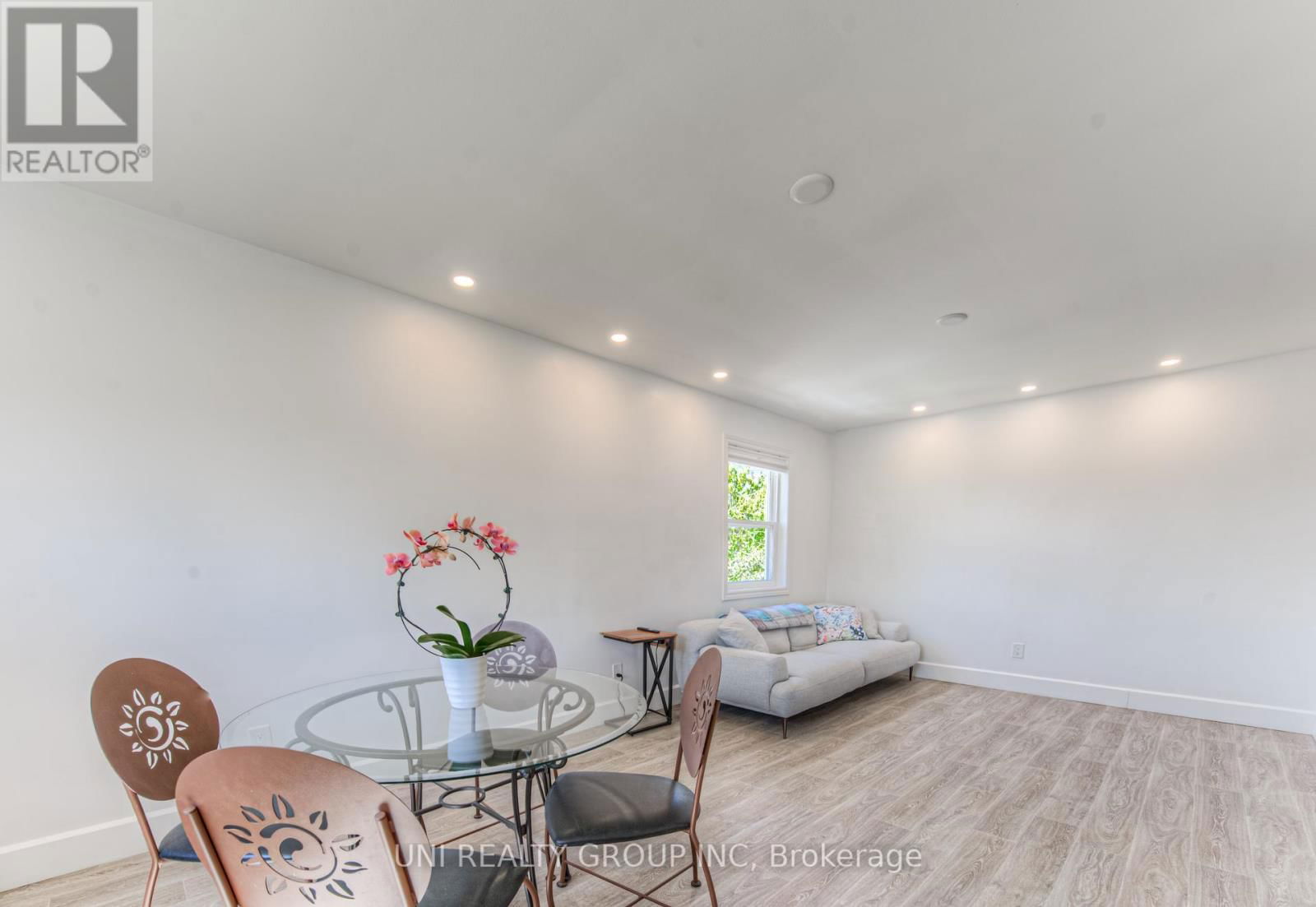 251 MARGARET AVENUE Image 32