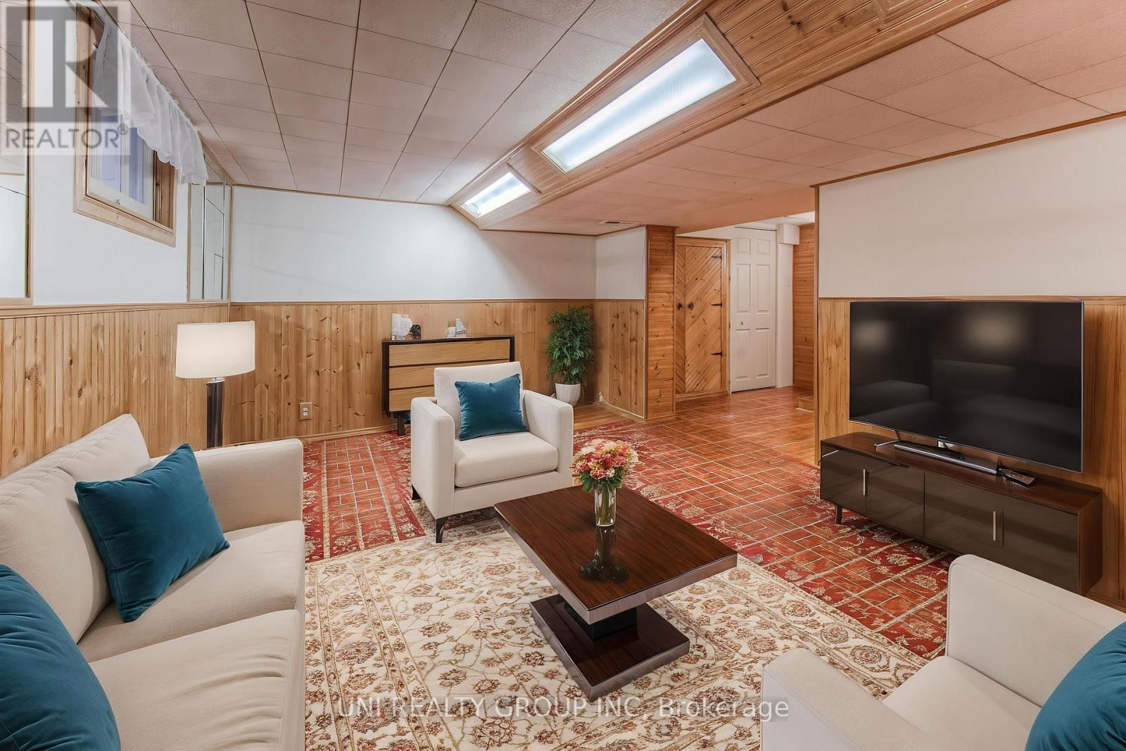 251 MARGARET AVENUE Image 39