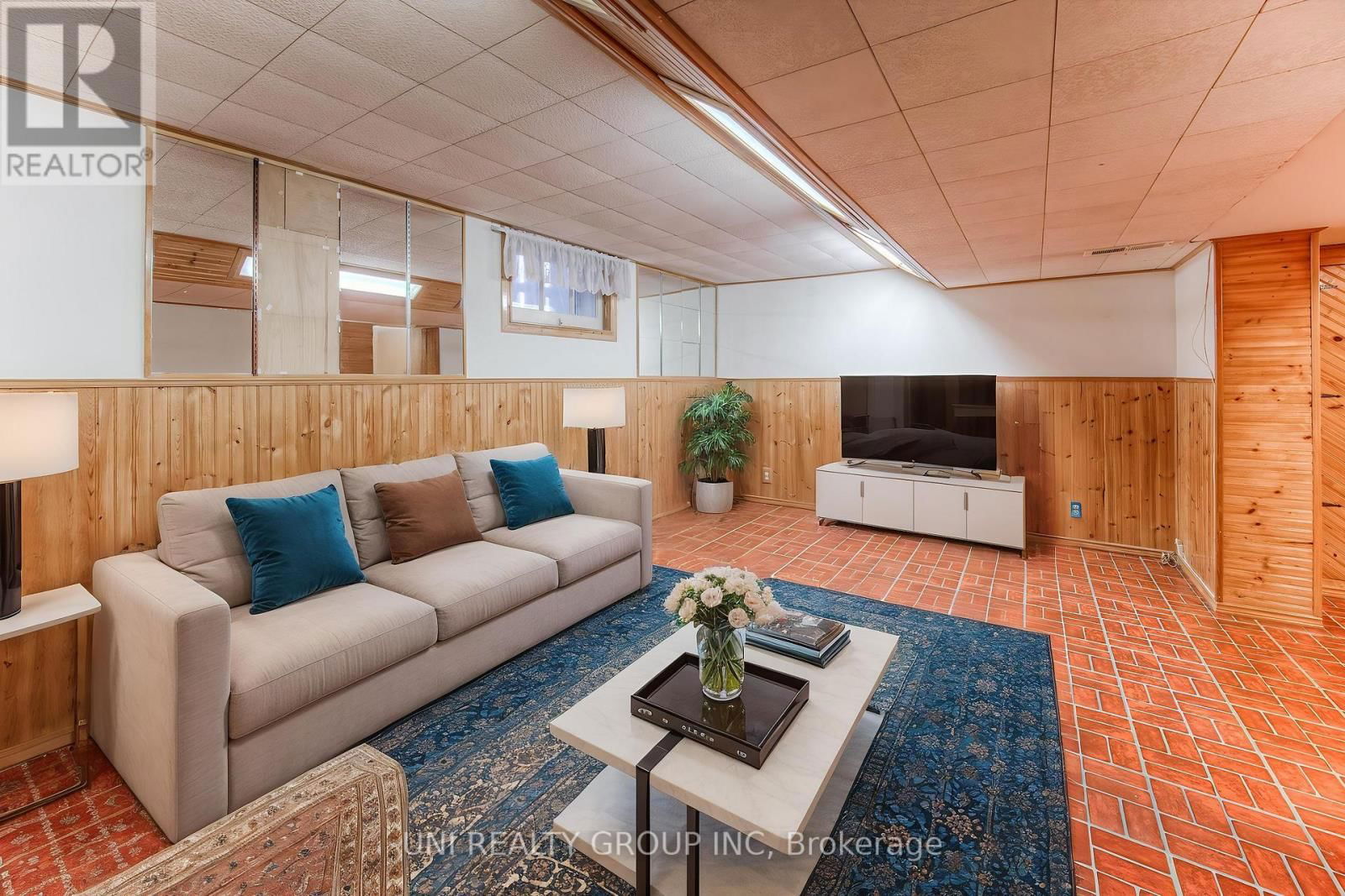 251 MARGARET AVENUE Image 40