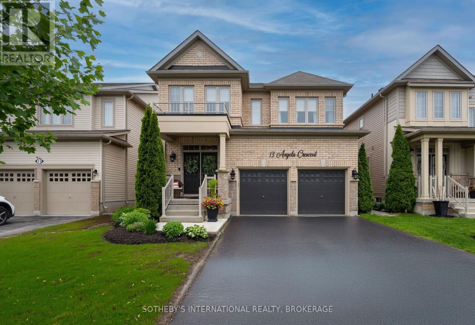 13 ANGELA CRESCENT Image 1