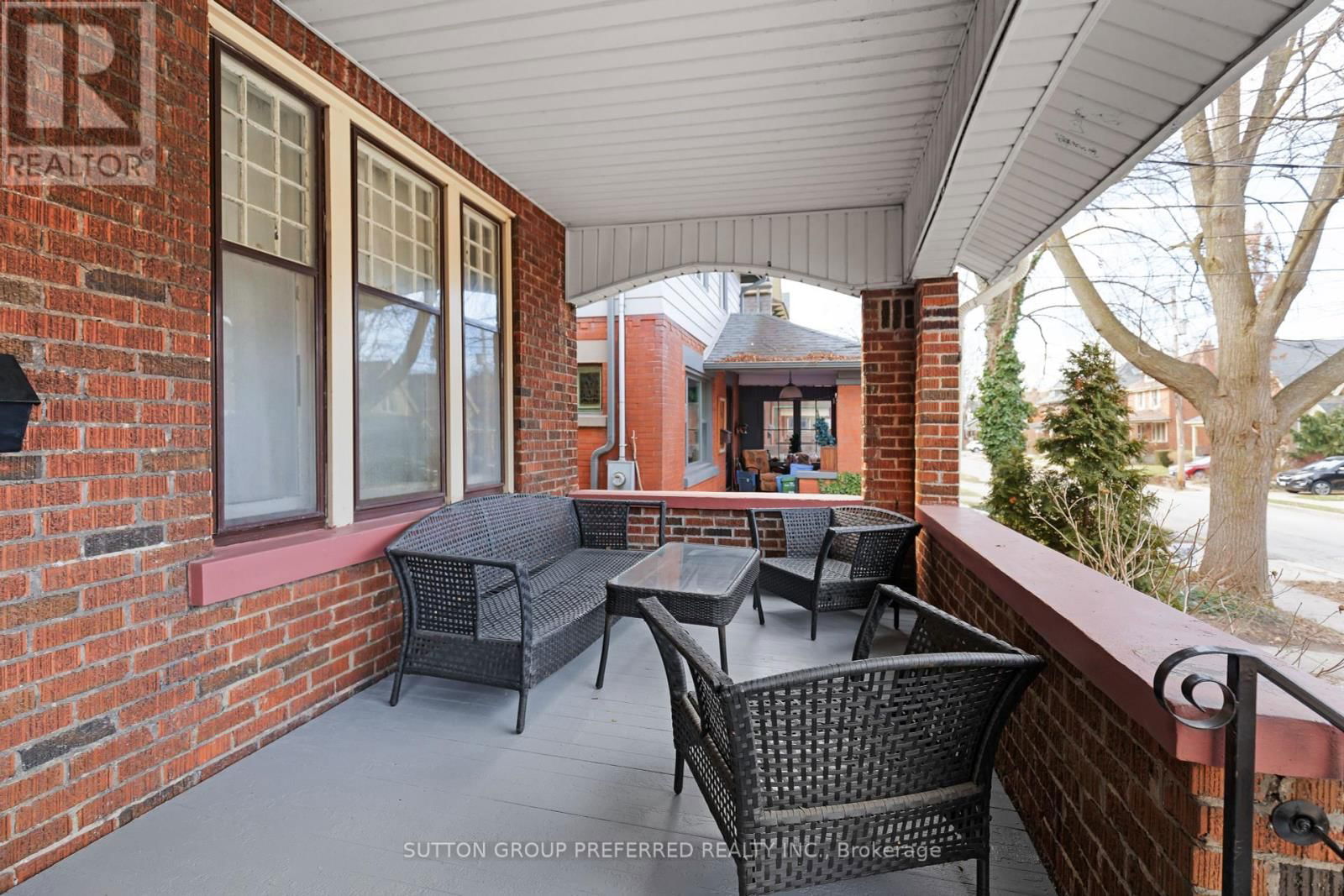 841 DUFFERIN AVENUE Image 6