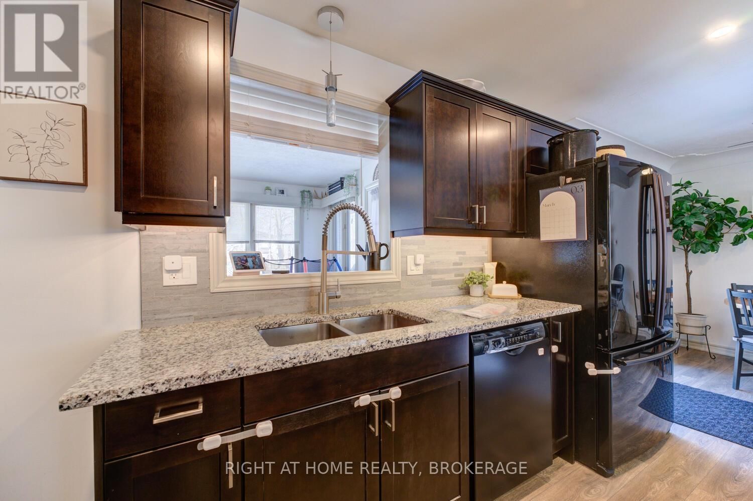 95 SILVER STREET Image 11