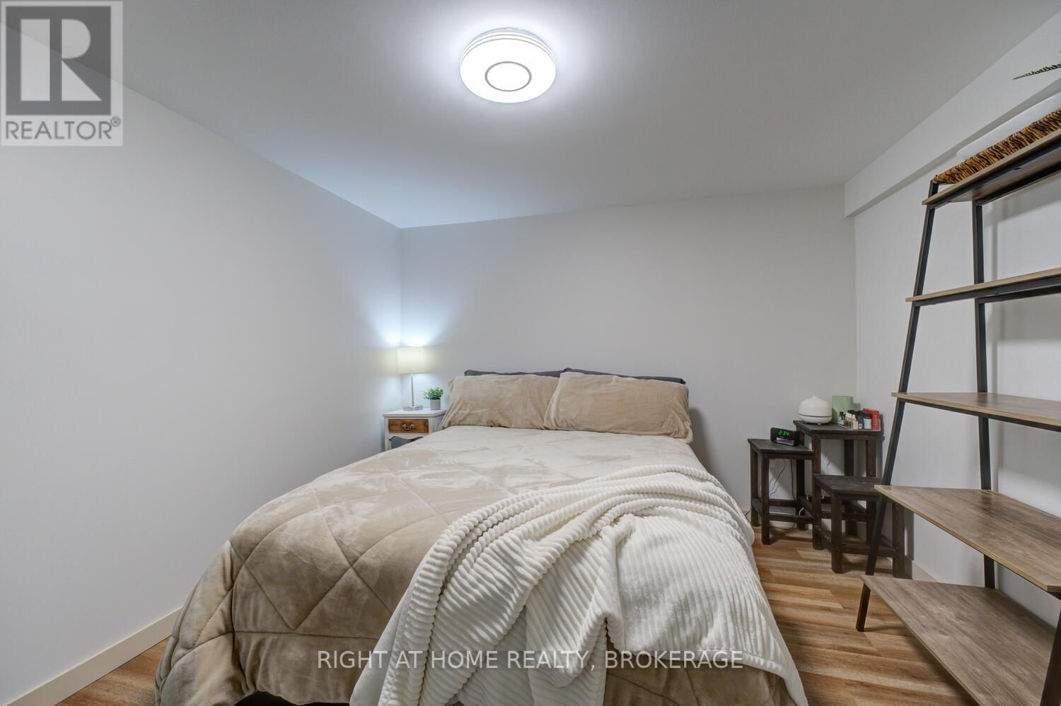 95 SILVER STREET Image 29