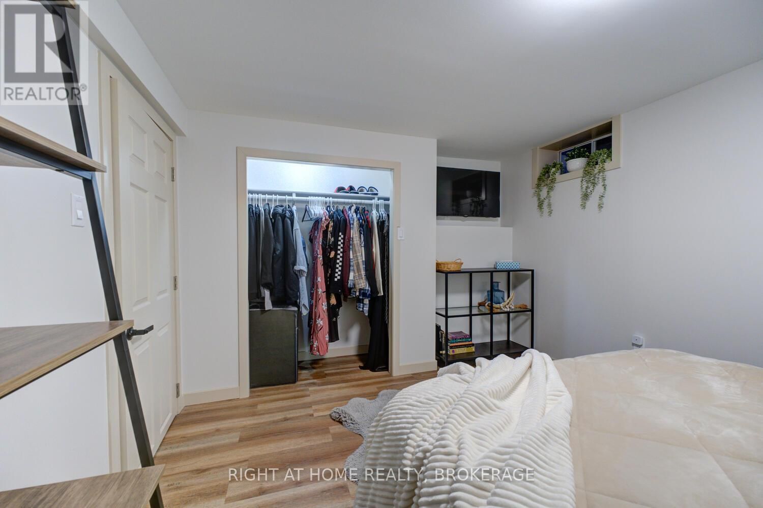 95 SILVER STREET Image 31