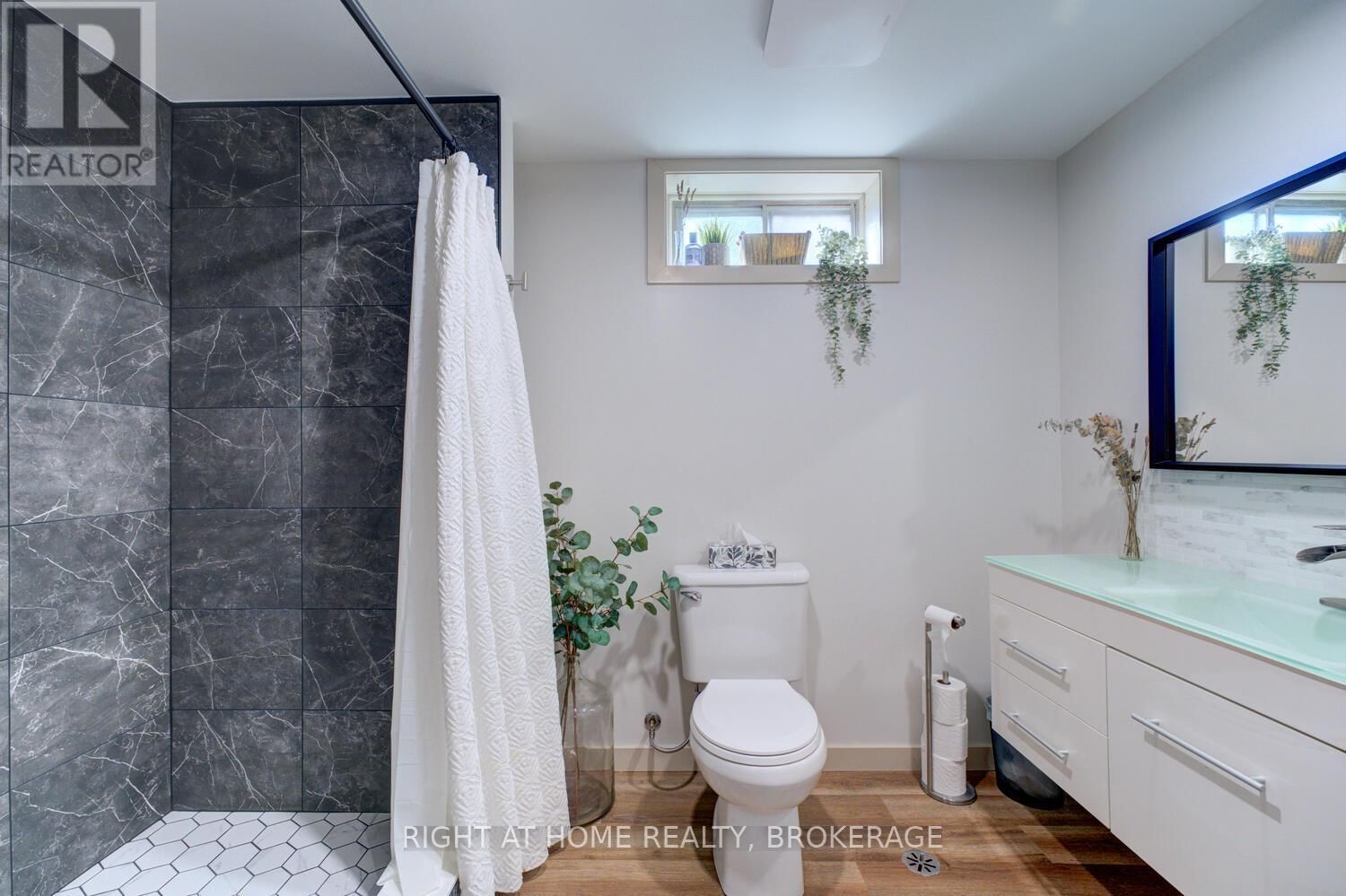95 SILVER STREET Image 33