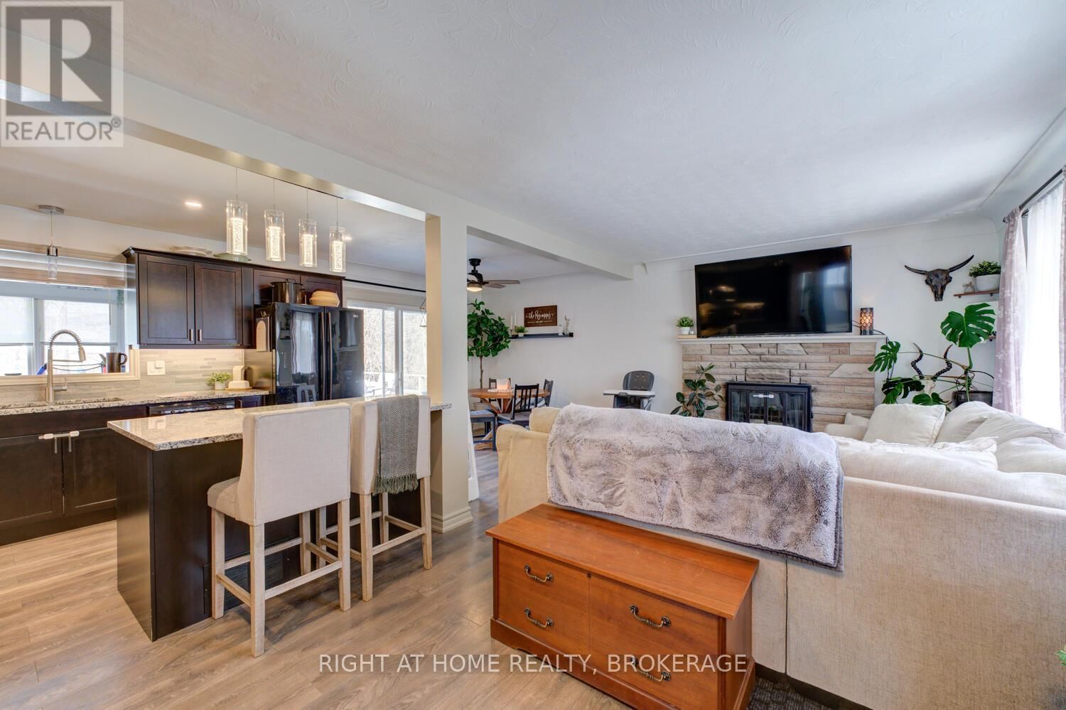 95 SILVER STREET Image 6