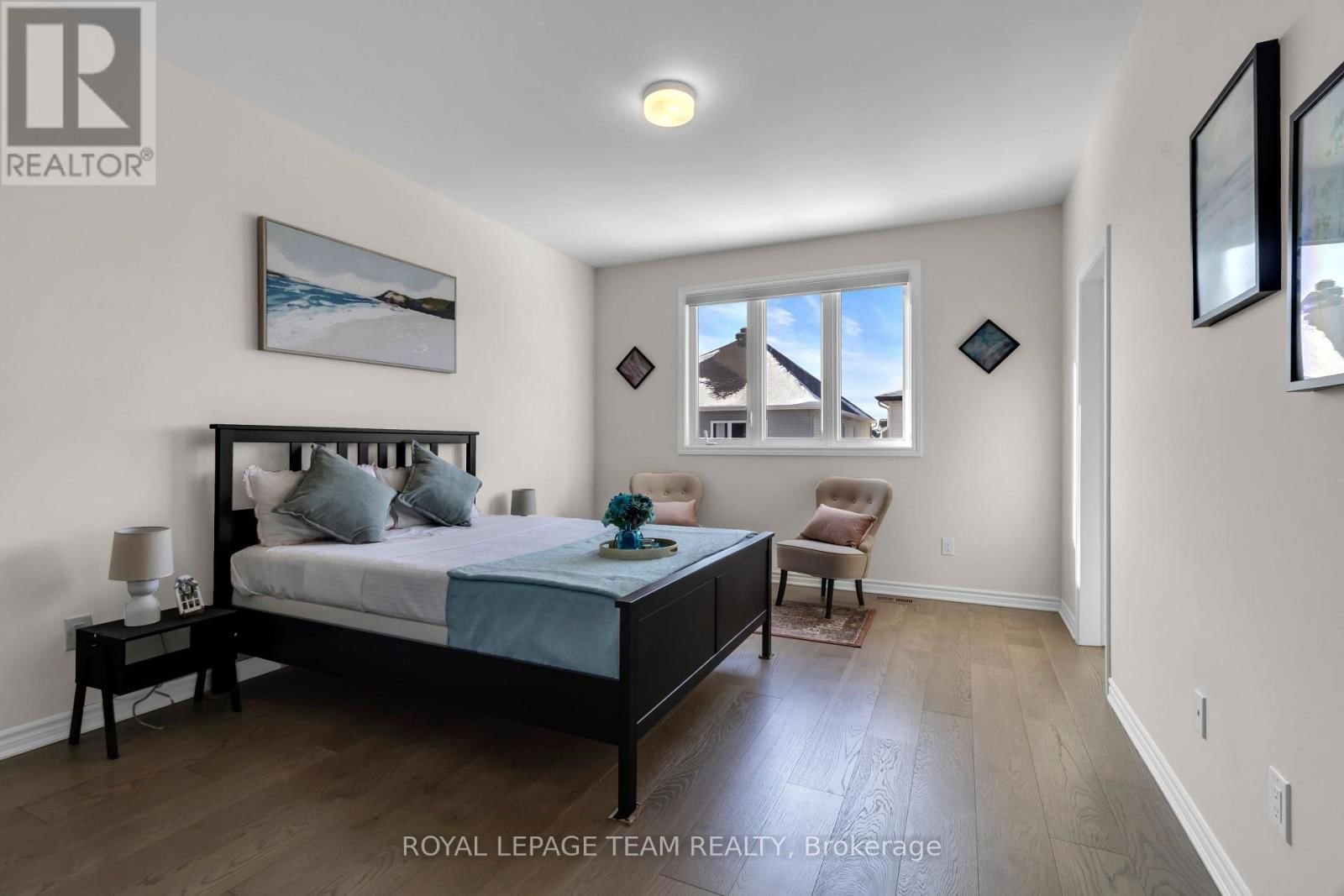 906 NOKOMIS PLACE Image 18