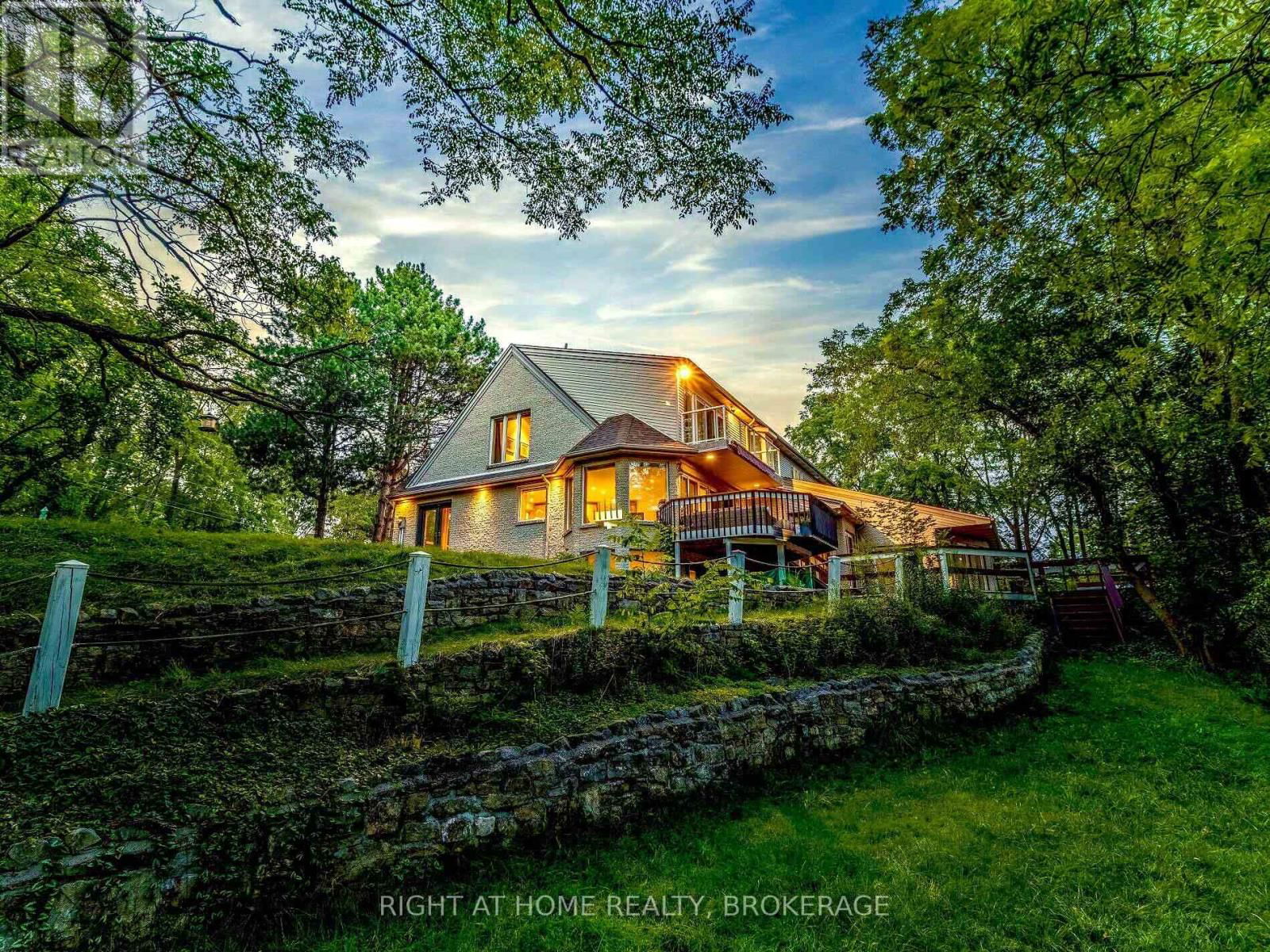 774 OLD DUNDAS ROAD Image 7