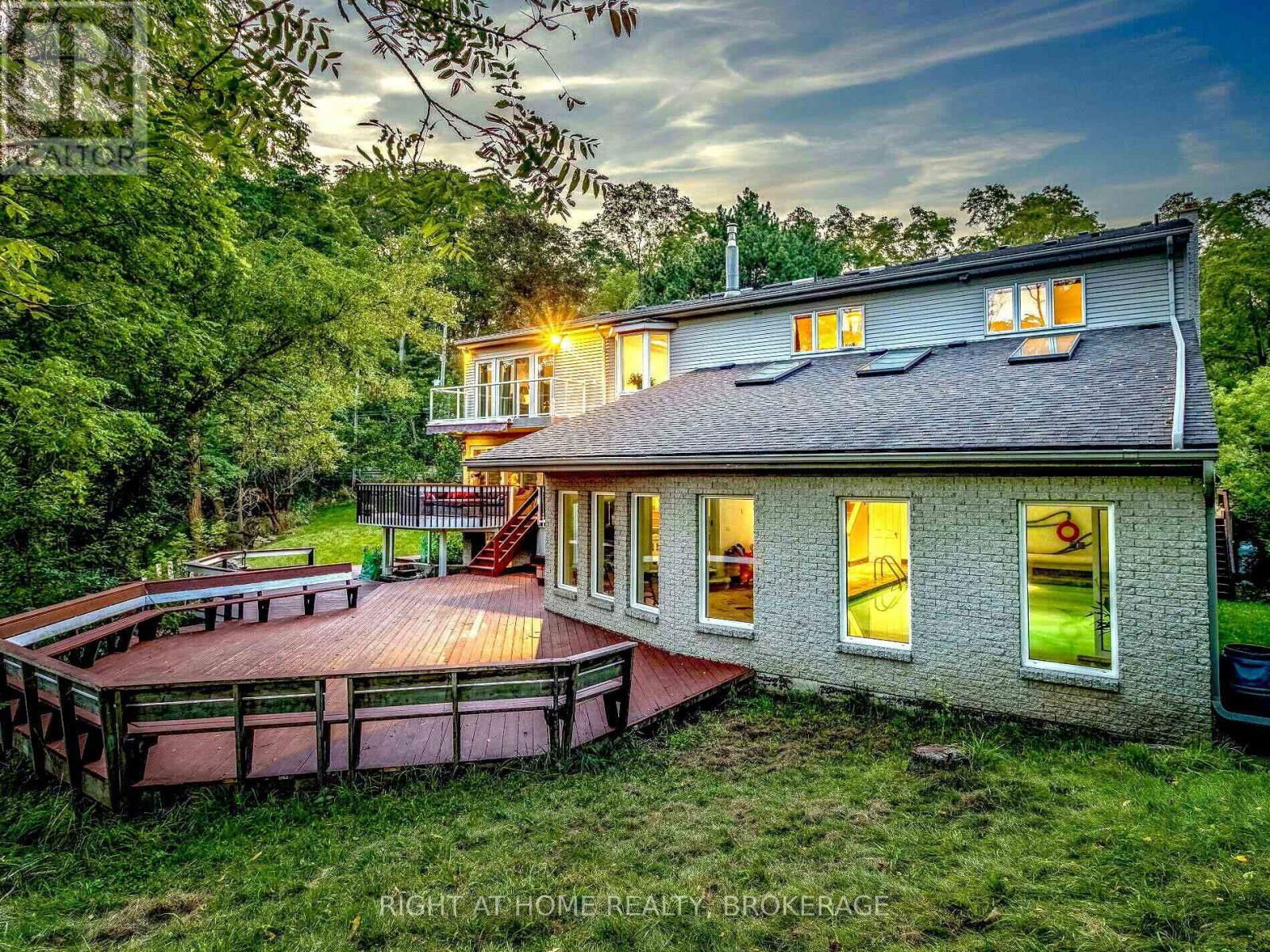 774 OLD DUNDAS ROAD Image 9