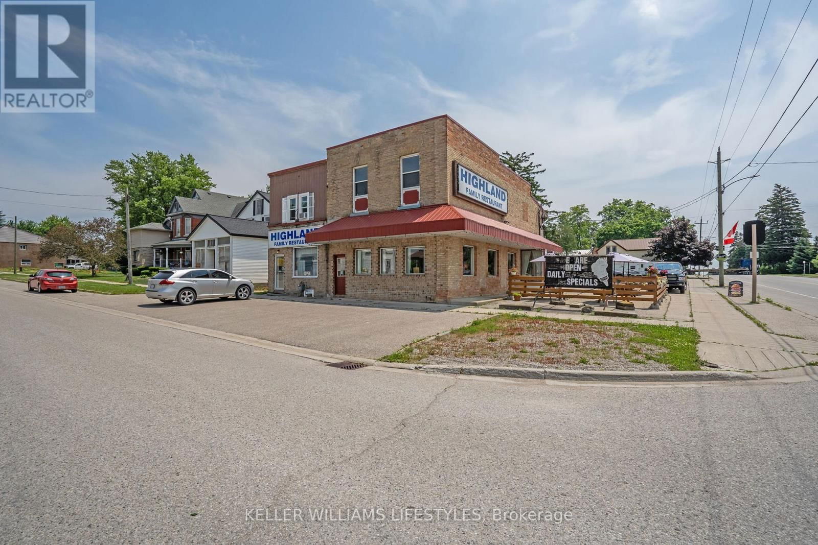 103 COMMISSIONER STREET Image 3