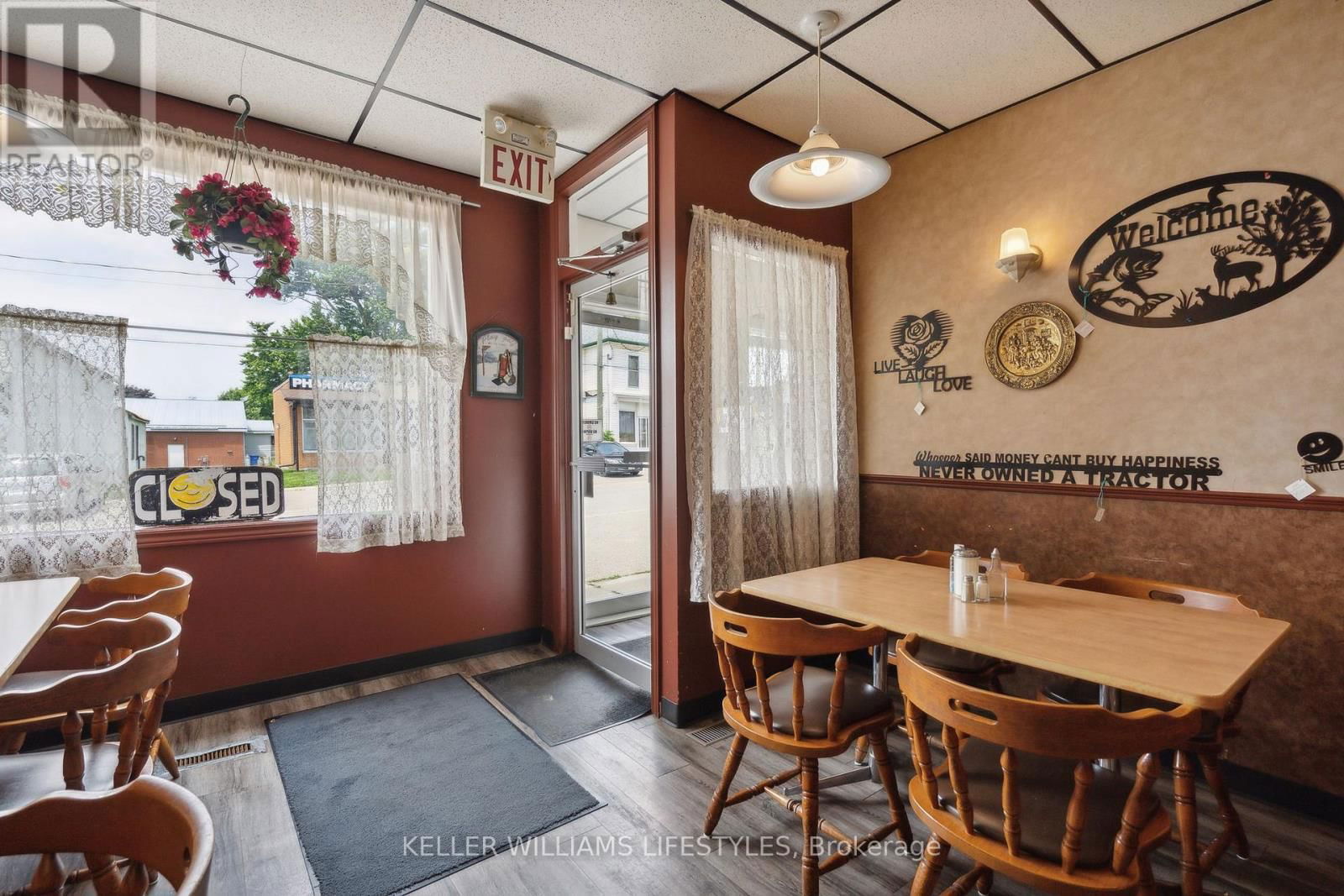 103 COMMISSIONER STREET Image 6