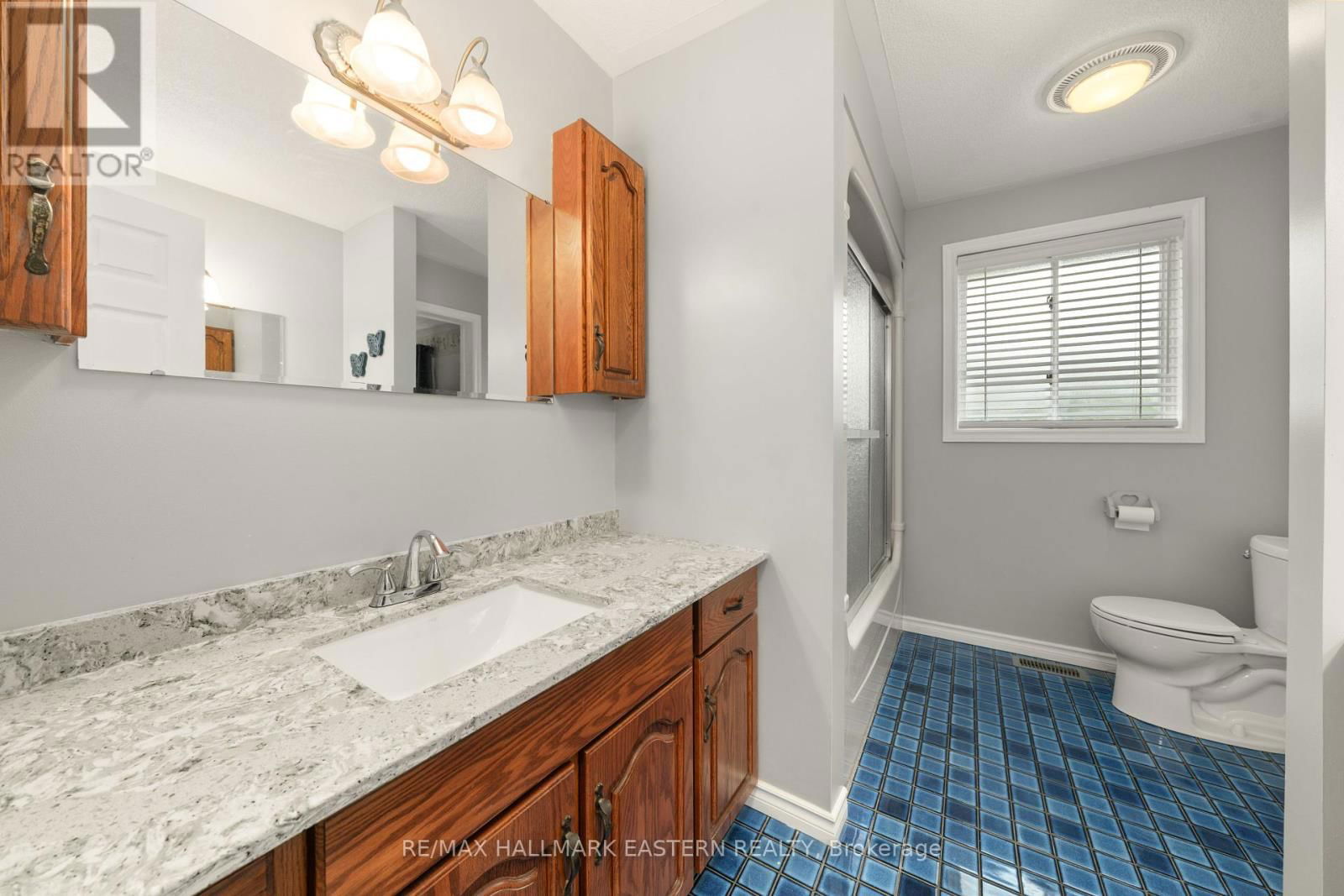68 DIVISION ROAD Image 17