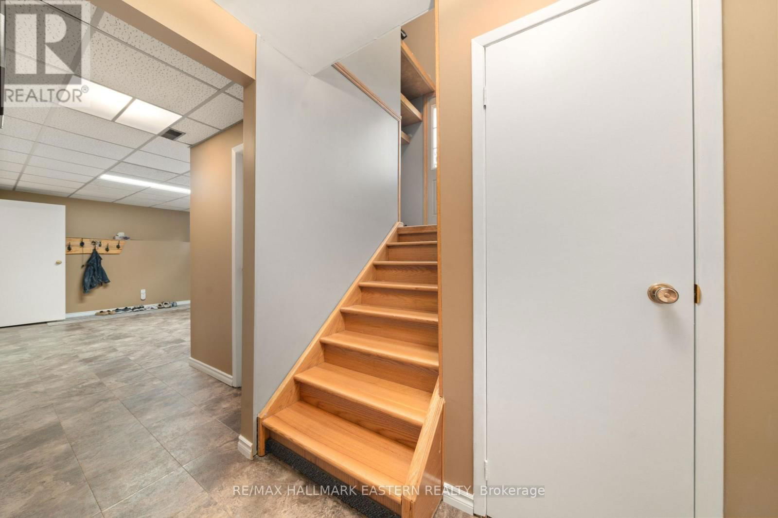 68 DIVISION ROAD Image 23