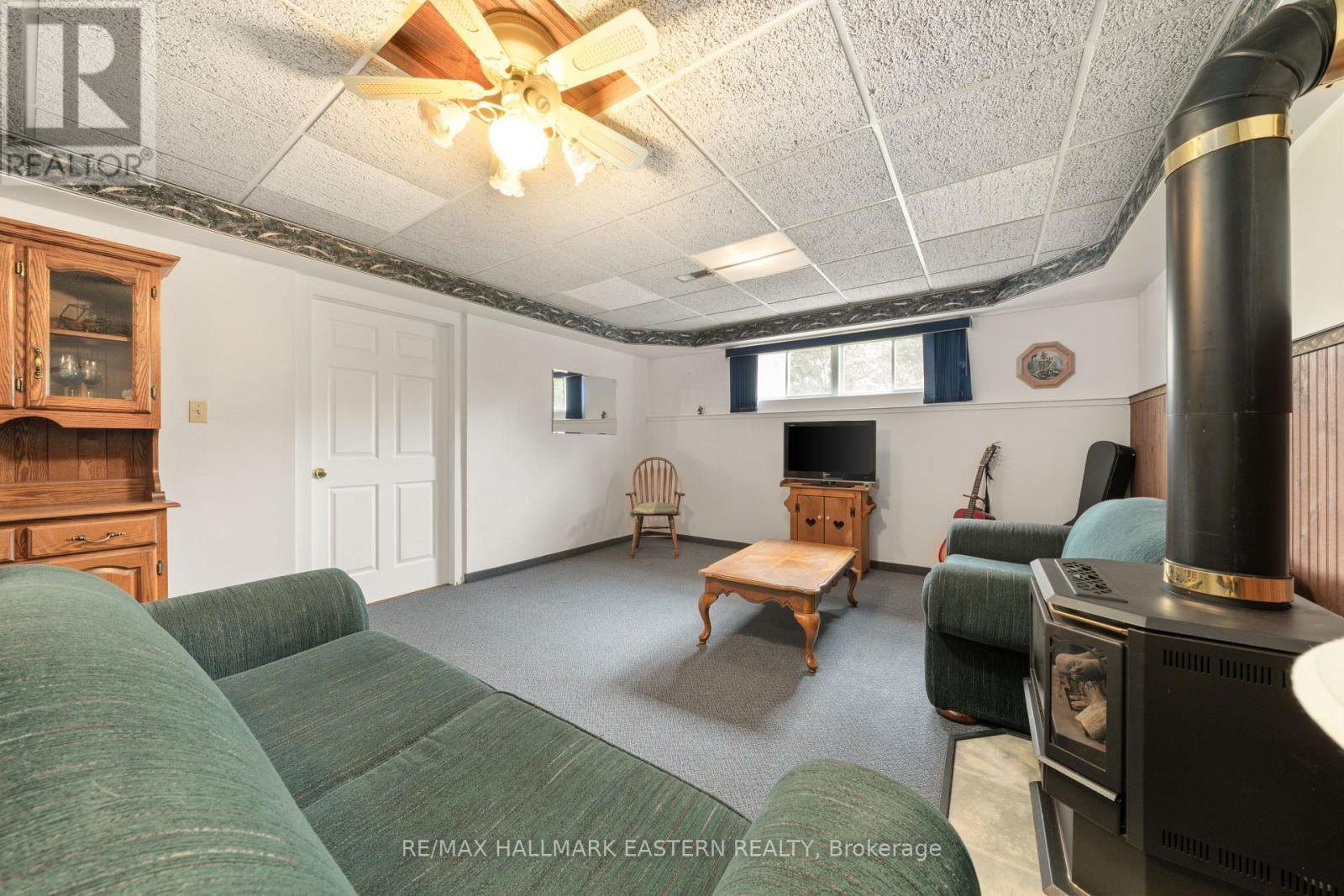 68 DIVISION ROAD Image 29