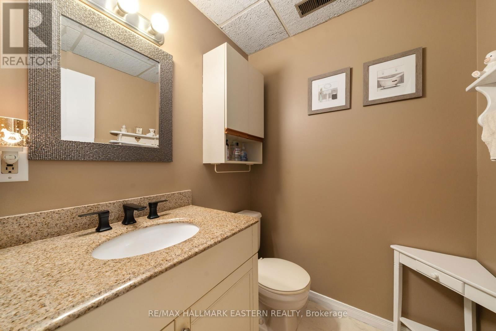 68 DIVISION ROAD Image 31