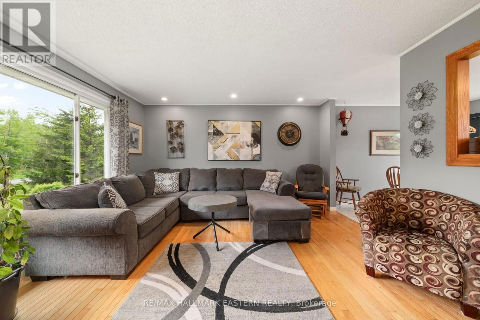 68 DIVISION ROAD Image 9