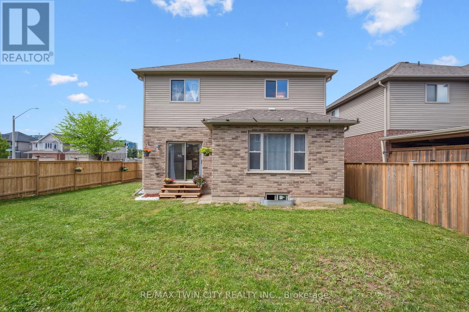 450 APPLEGATE COURT Image 40