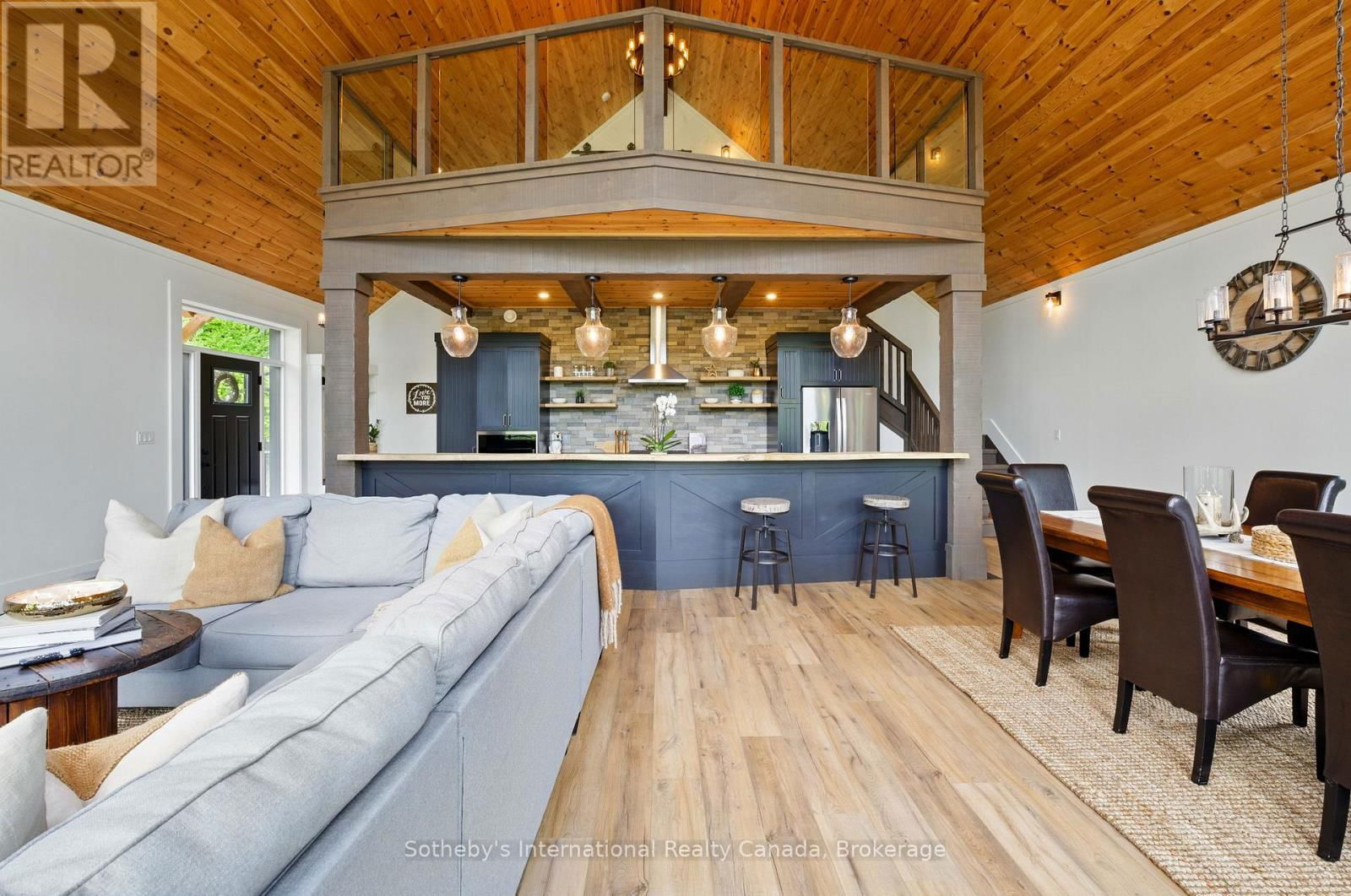 1241 NORTHSHORE ROAD Image 12